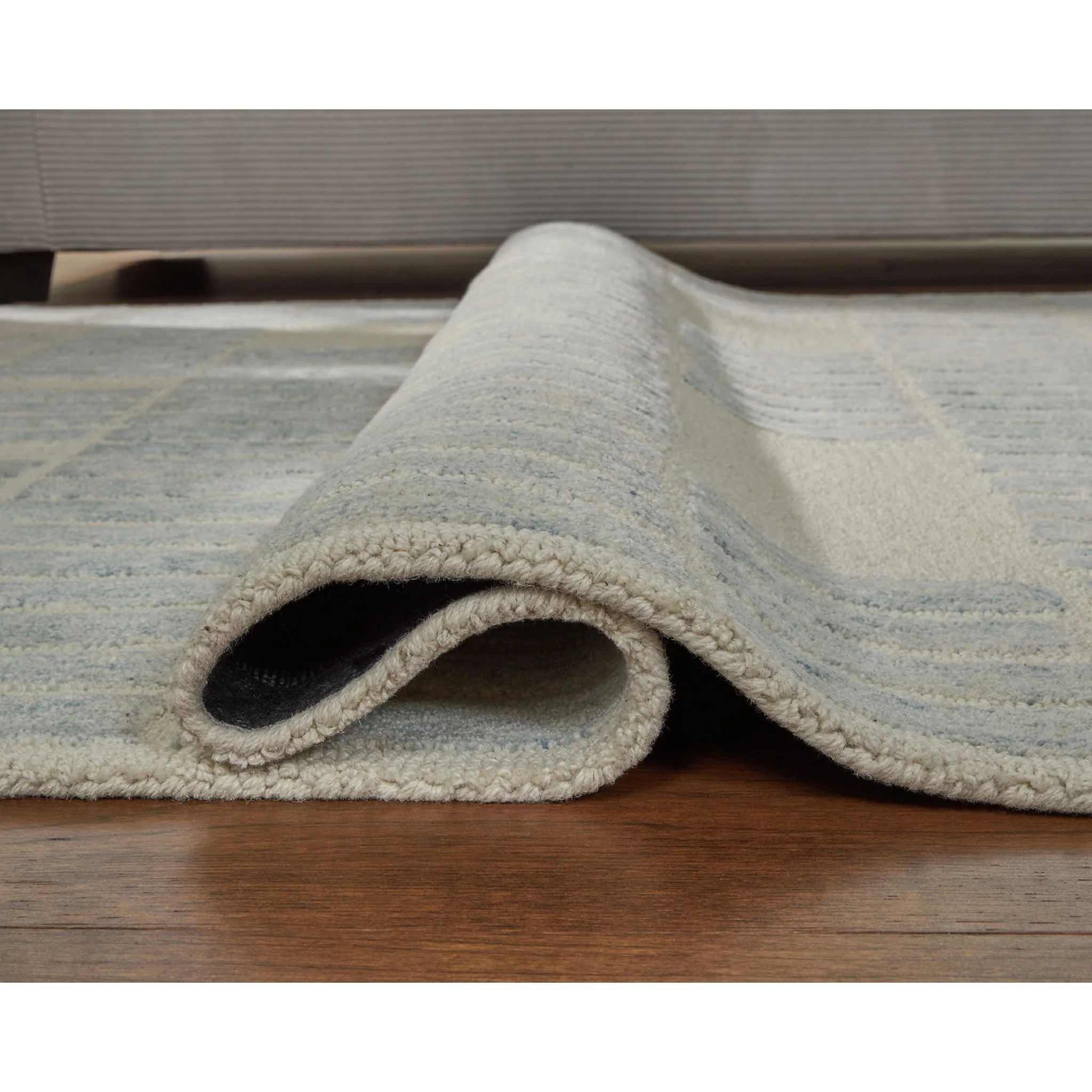 Dylanton Area Rug - Image 13