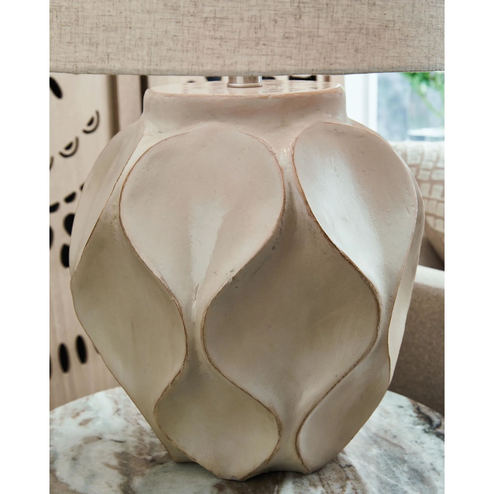 Edselham Table Lamp 24.88" - Image 4