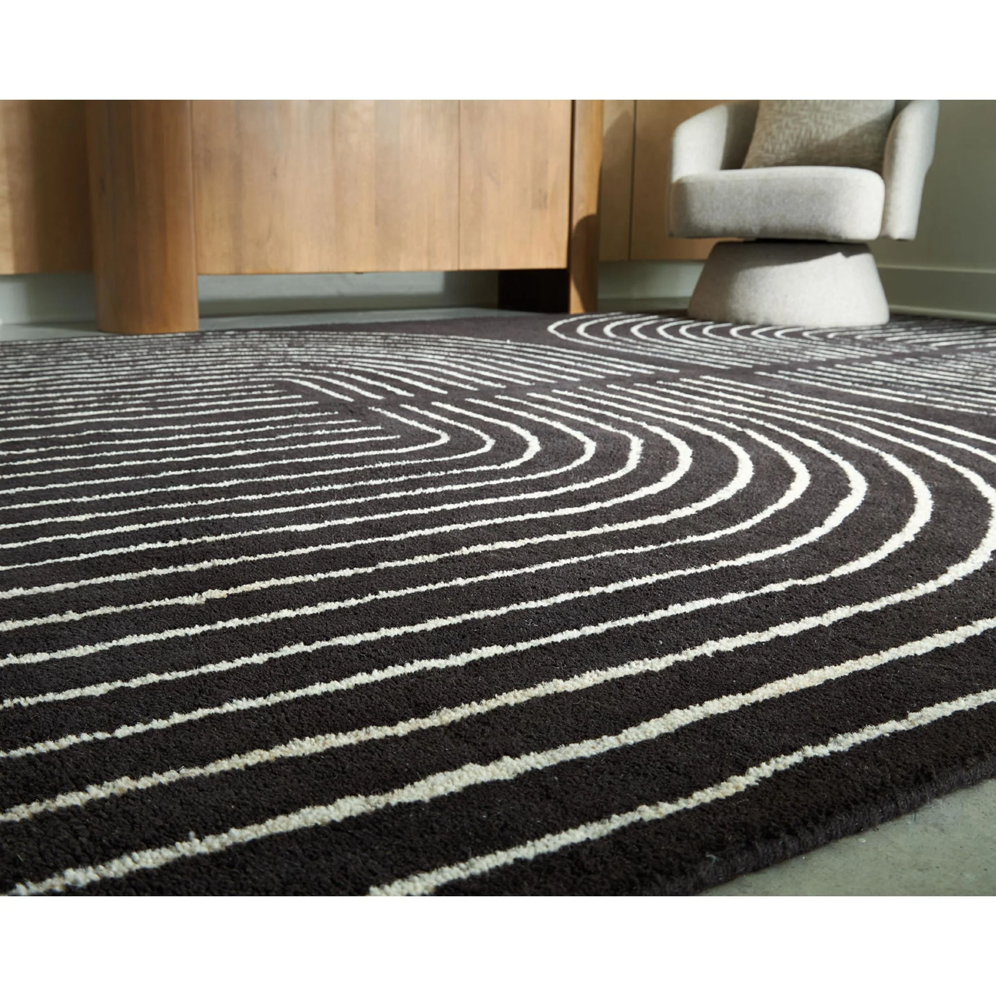 Eldonmore Area Rug - Image 3