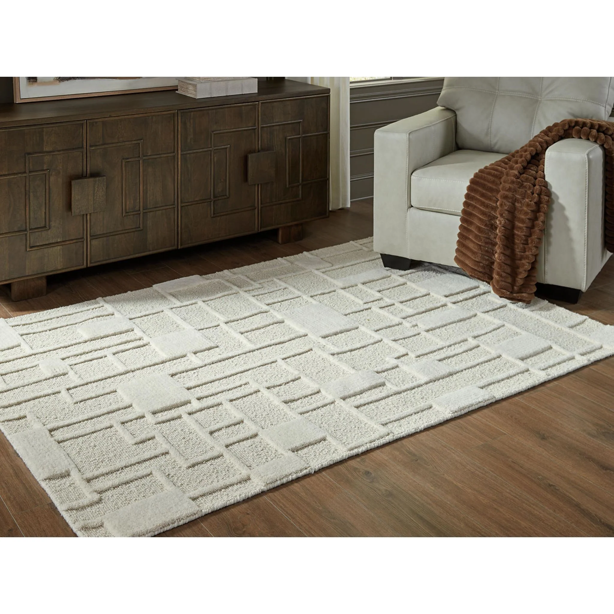 Empriss Area Rug - Image 5