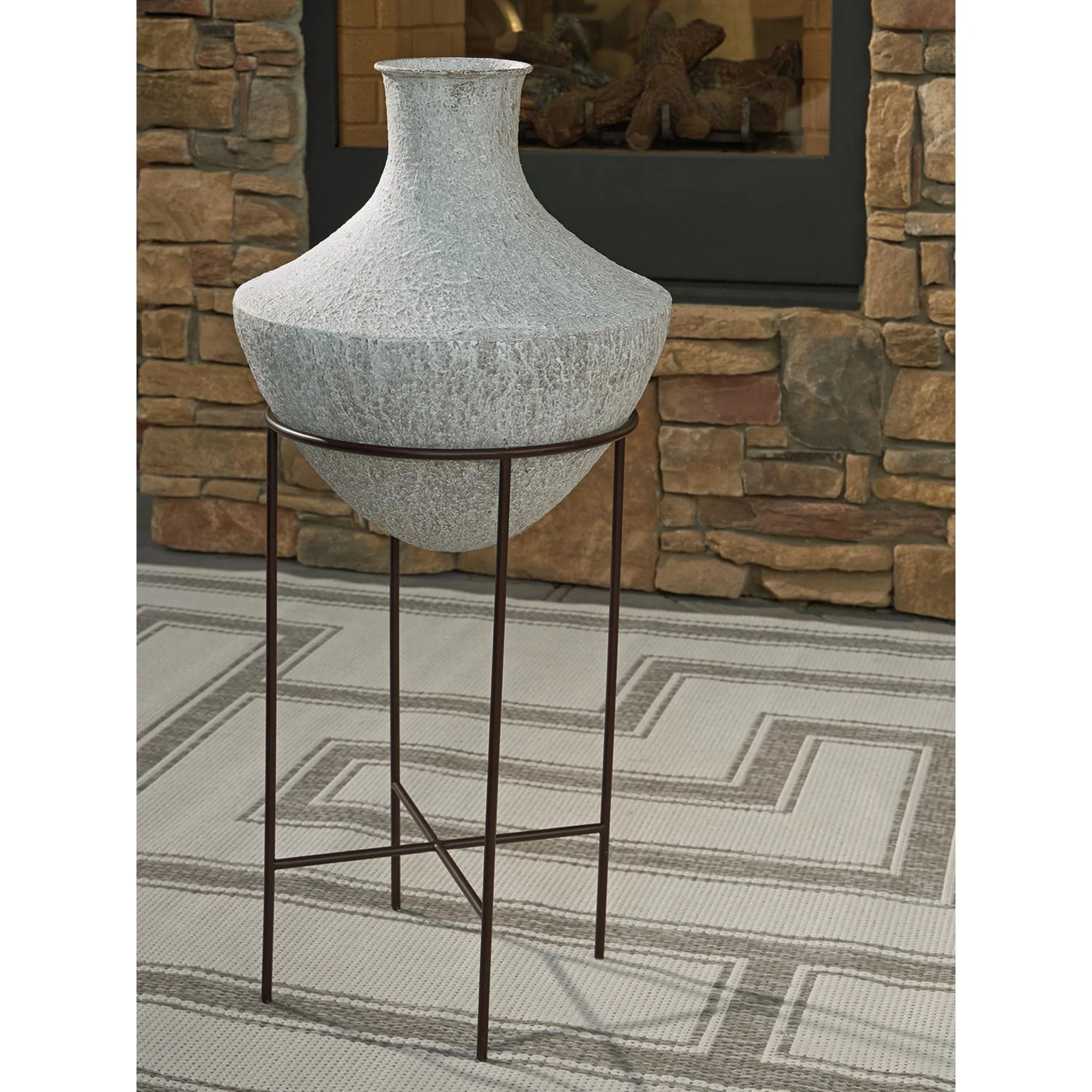 Estonbank Vase - Image 3