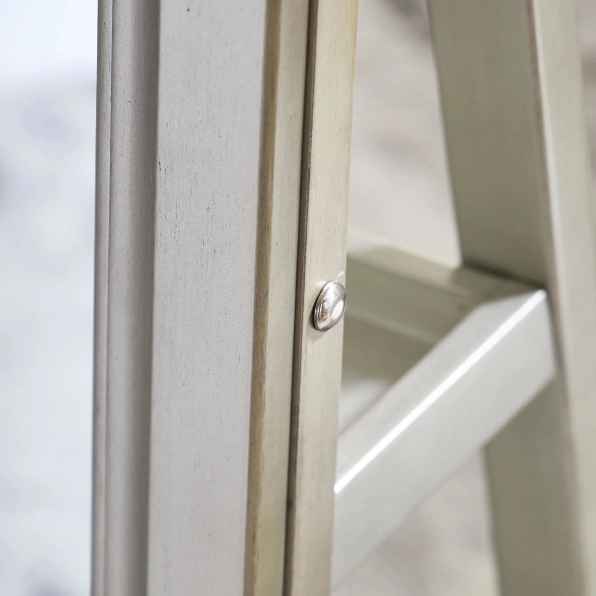 Evesen Floor Mirror - Champagne - Image 50