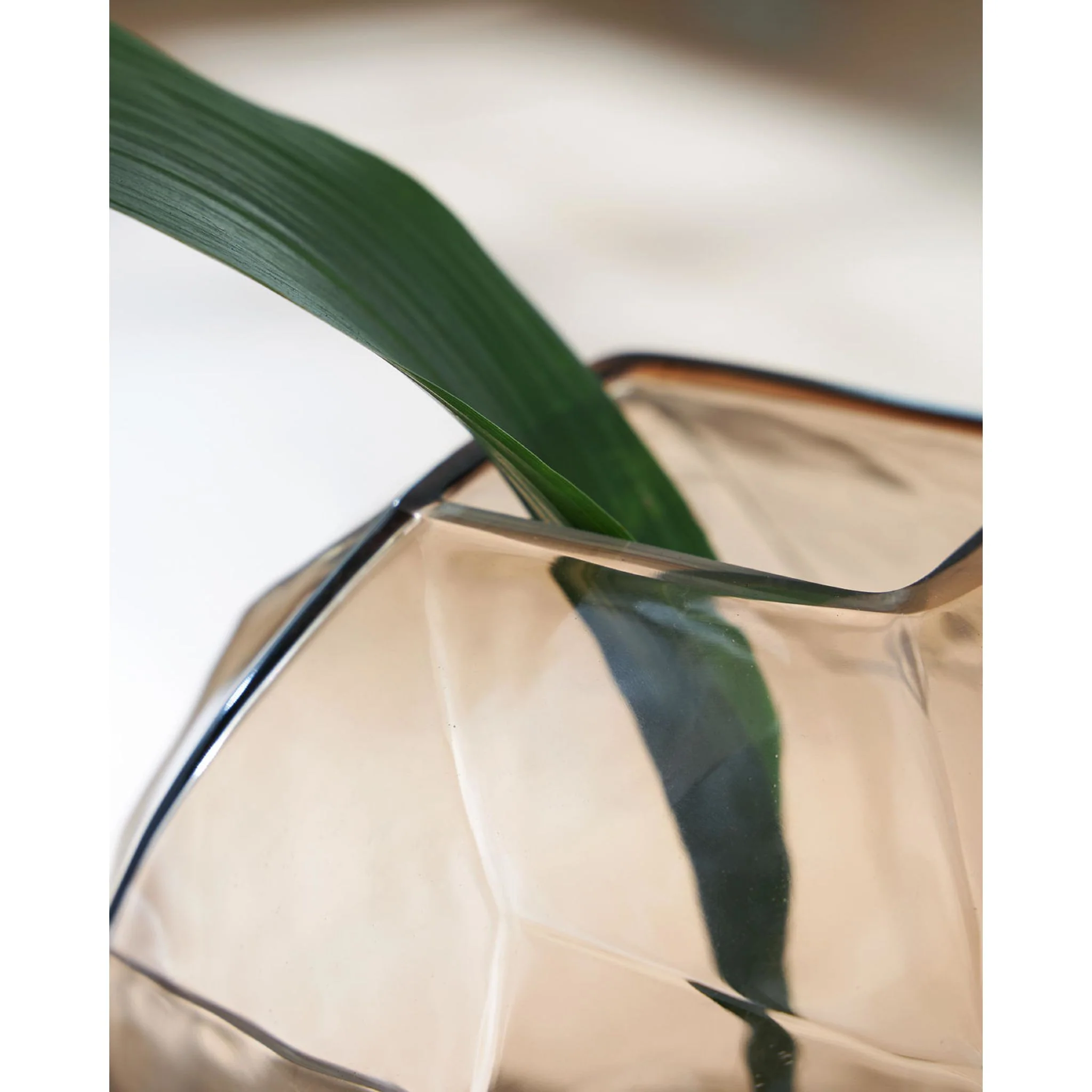 Ewart Vase - Image 4
