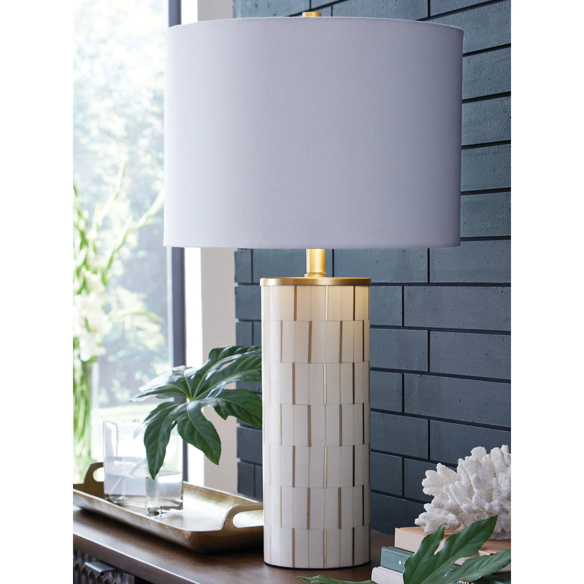 Faridworth Table Lamp 28.75" - Image 2