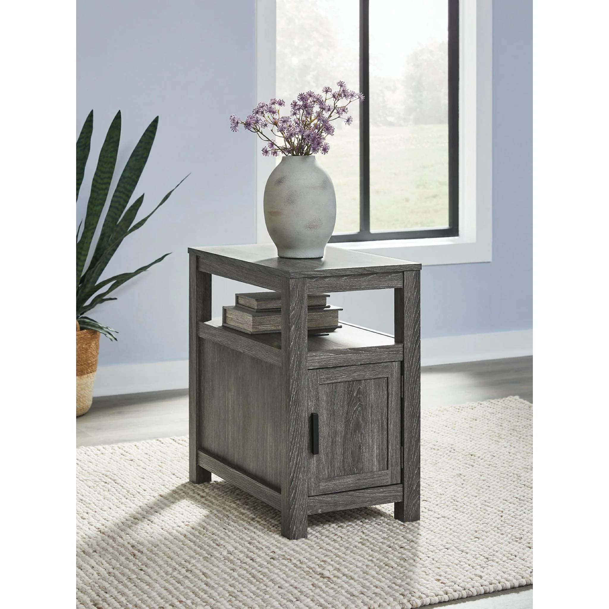 Fendenmore Chairside End Table - Brown/Gray - Image 5