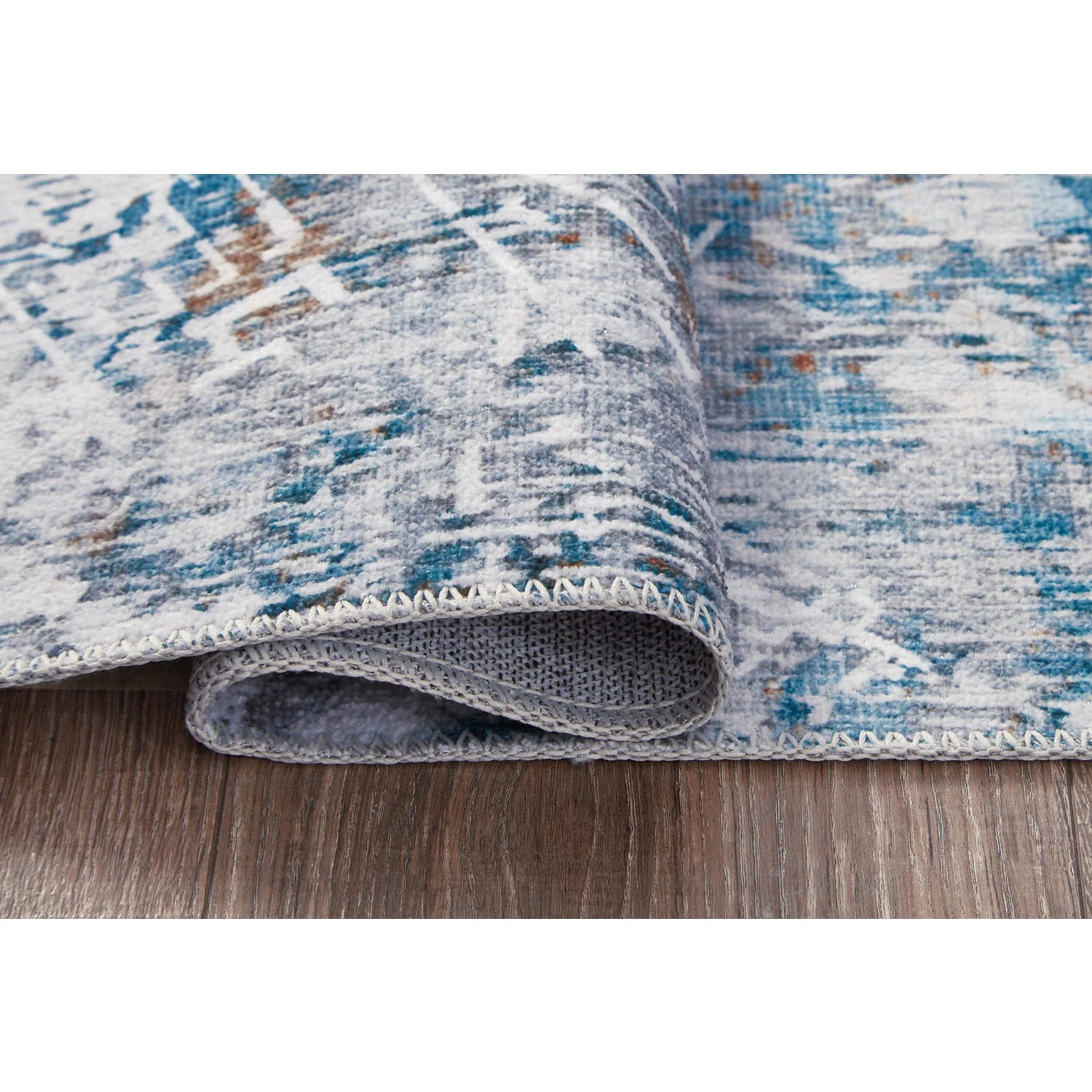Garyard Area Rug - 5'x7' - Image 3