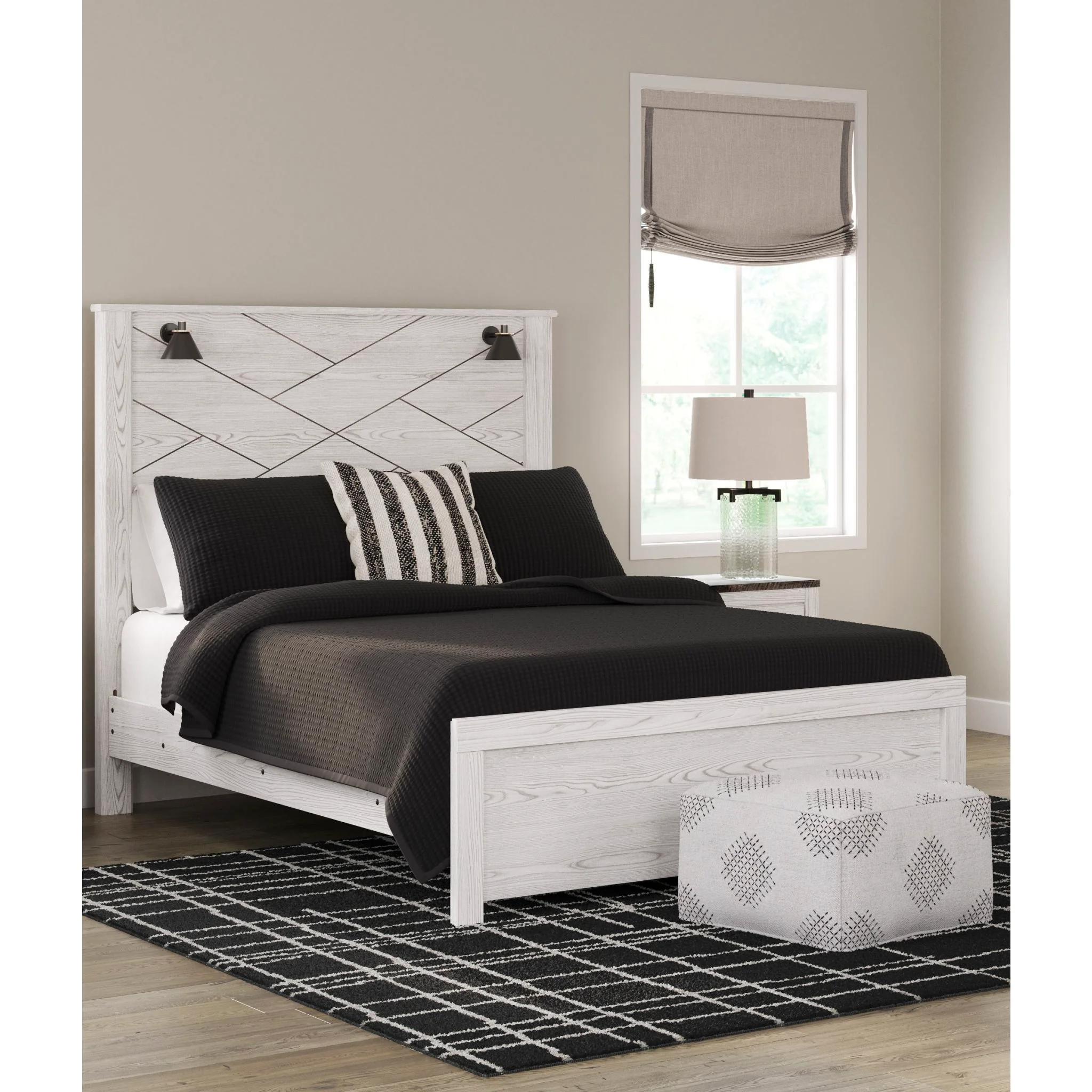 Gerridan Panel Bed - White/Gray - Image 2