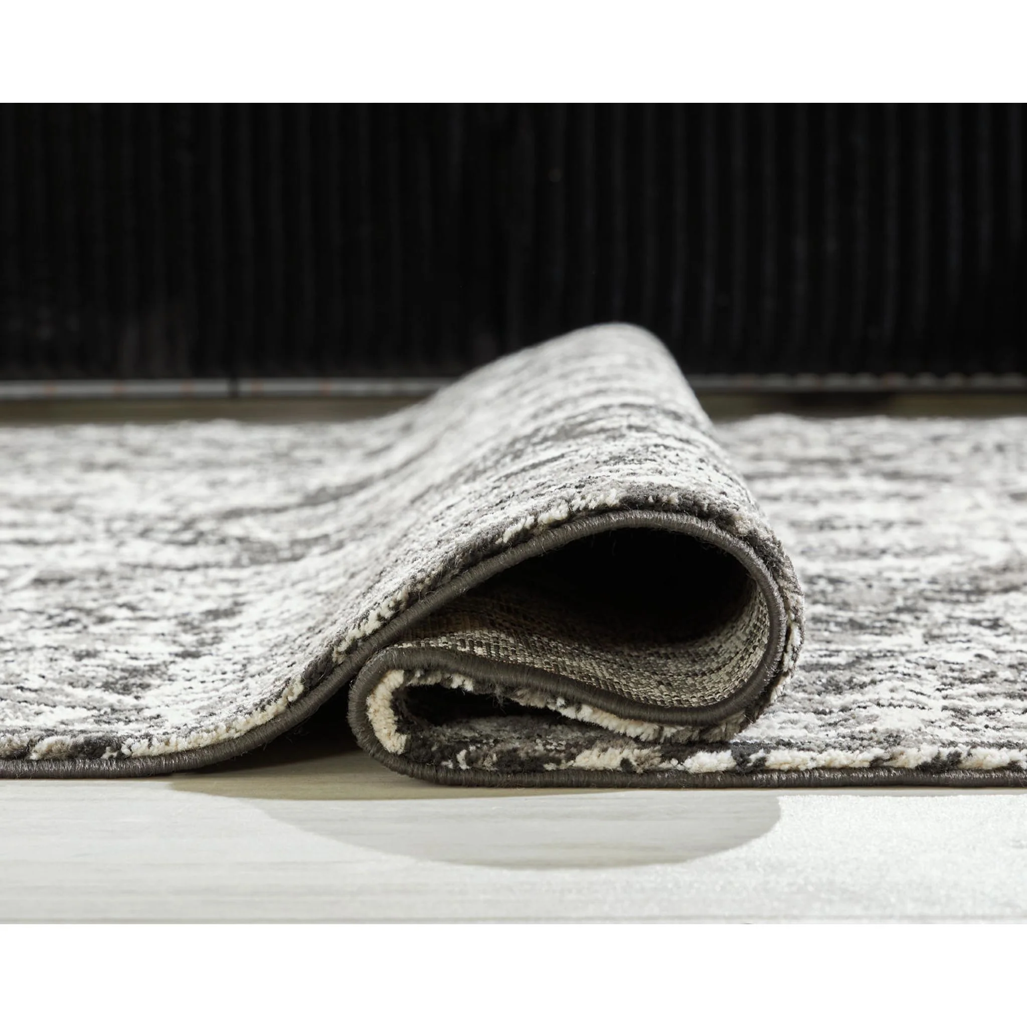 Glennisman Area Rug - Image 14