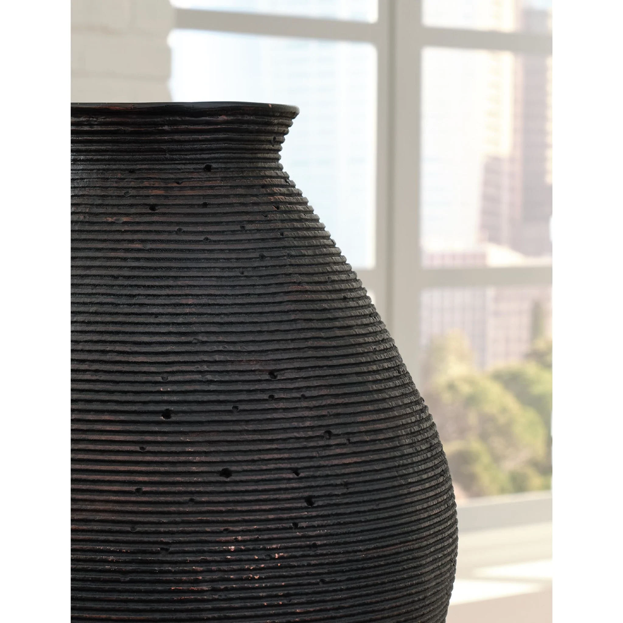 Hannela Vase - Image 7