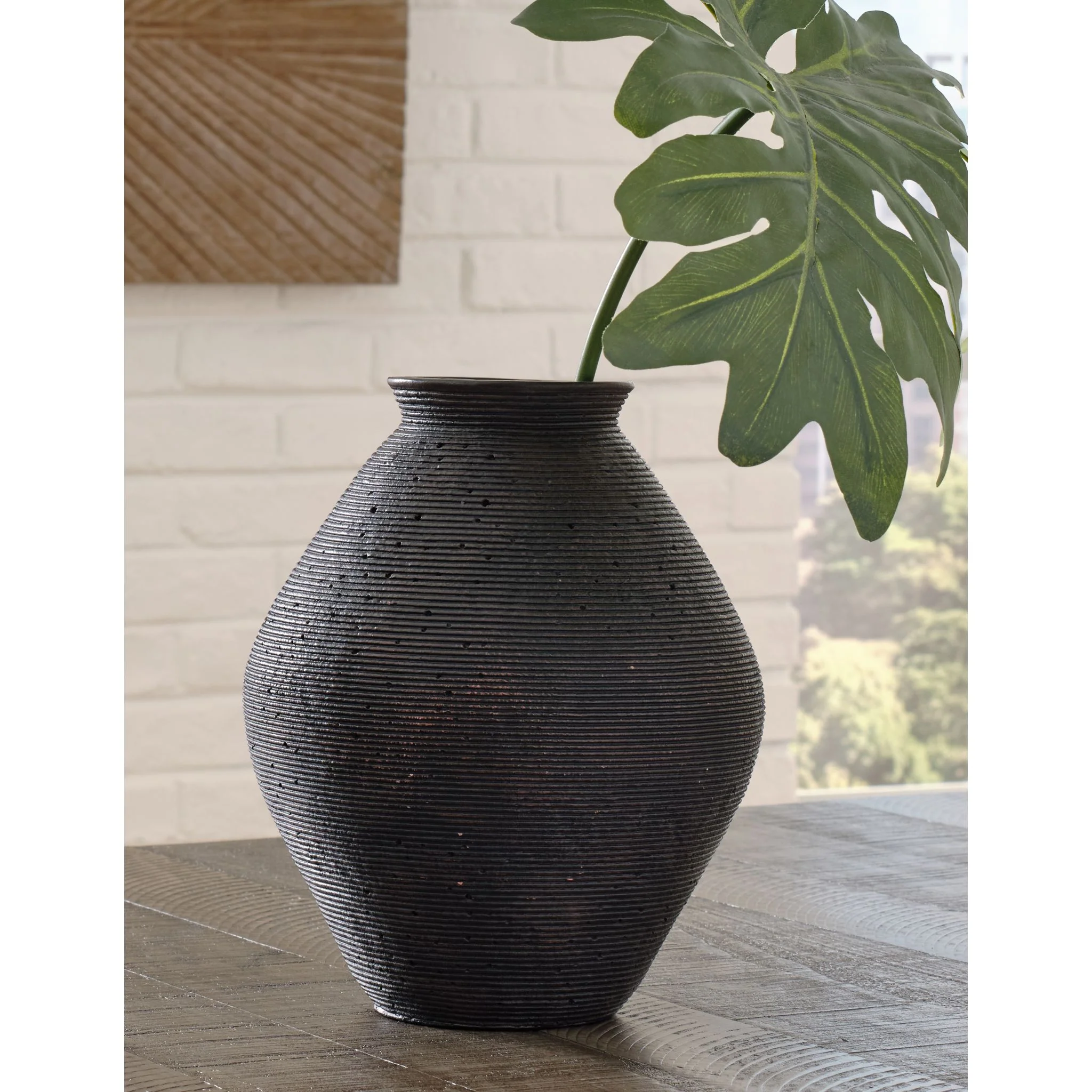 Hannela Vase - Image 2