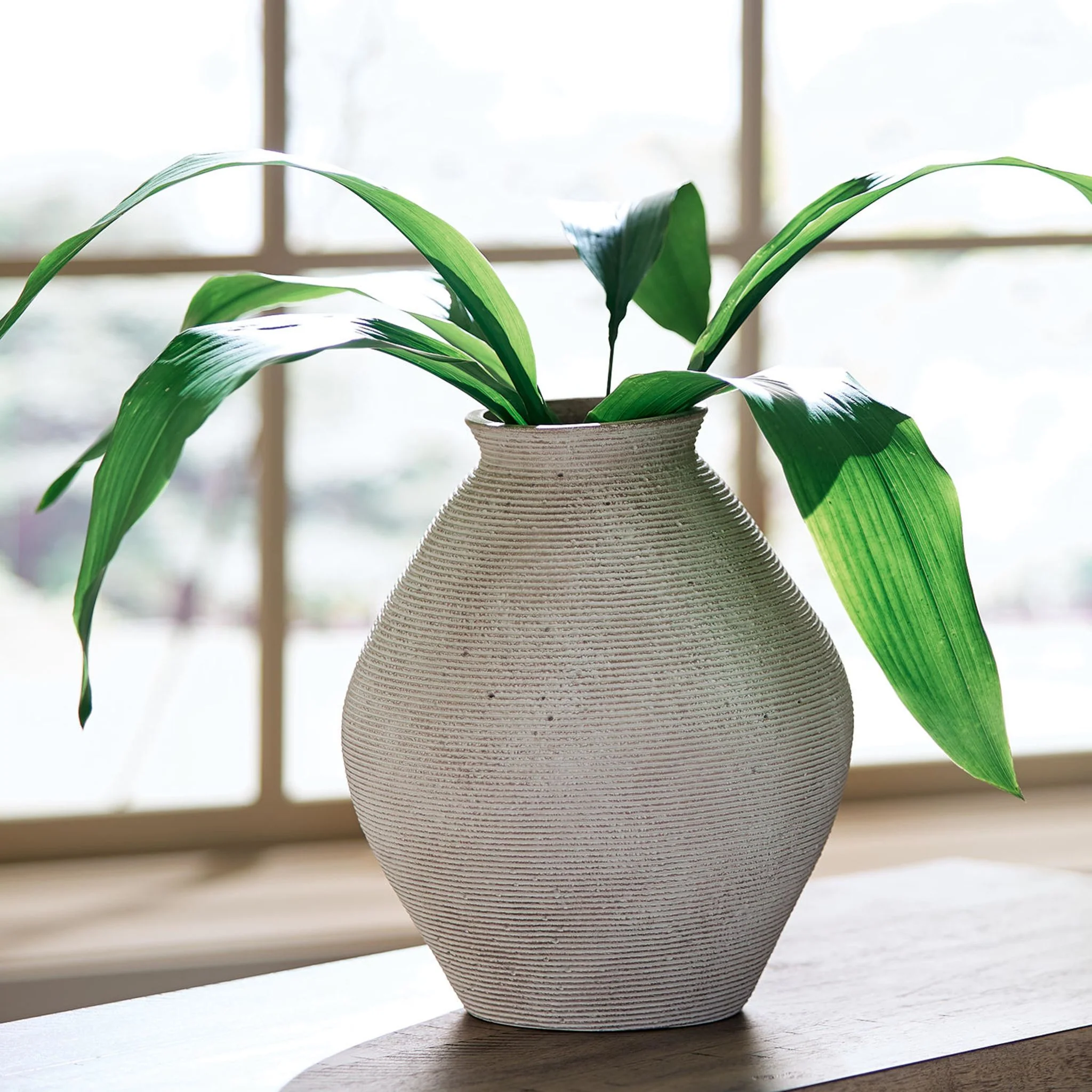 Hannela Vase - Image 7