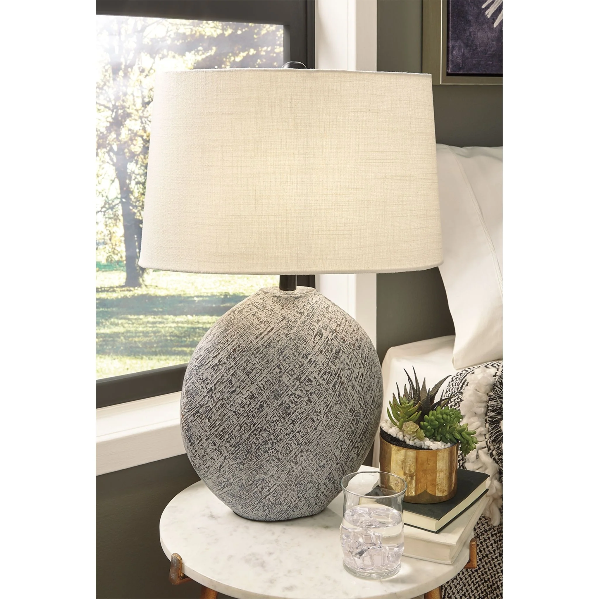 Harif Table Lamp 26.63" - Image 2