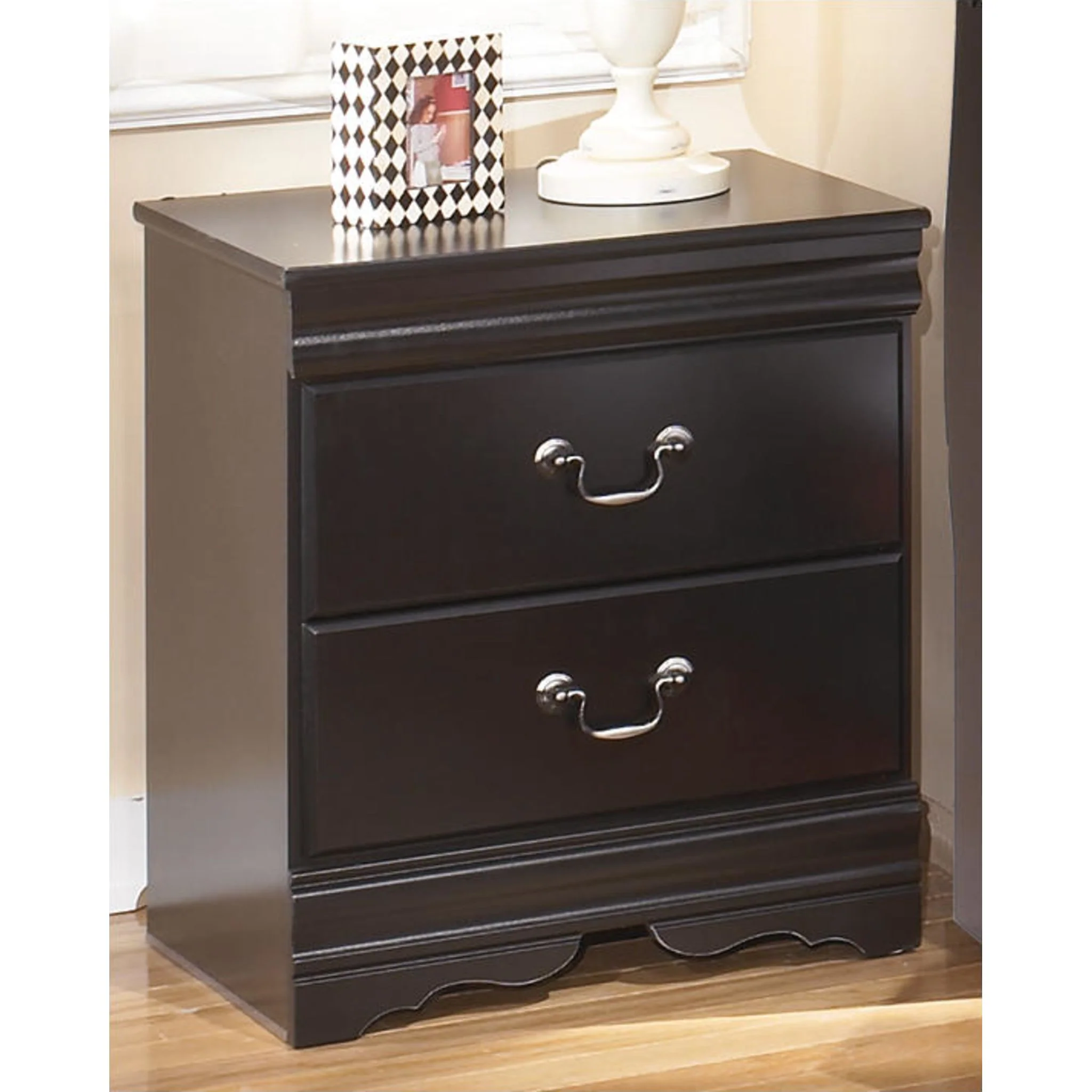 Huey Vineyard Nightstand - Black - Image 7