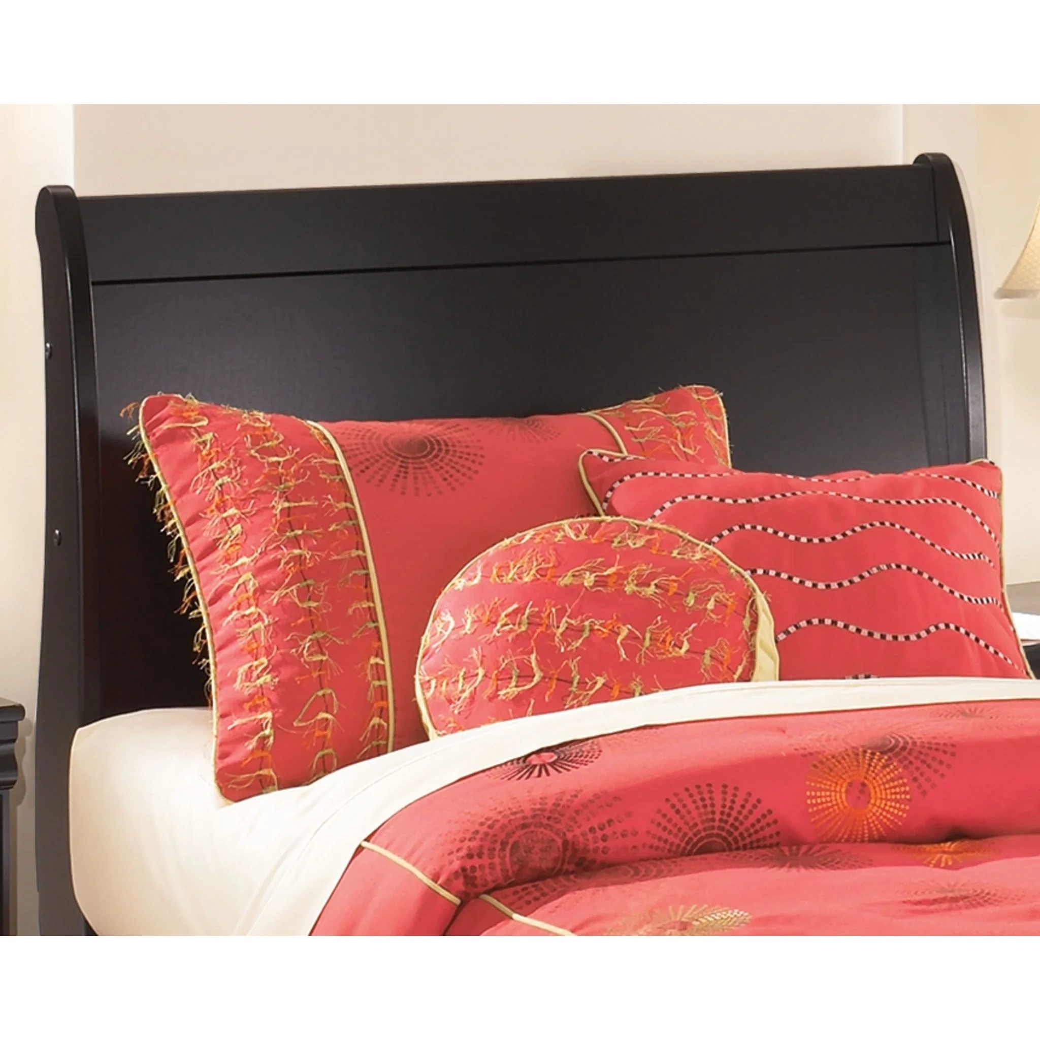 Huey Vineyard Sleigh Bed - Black - Image 3