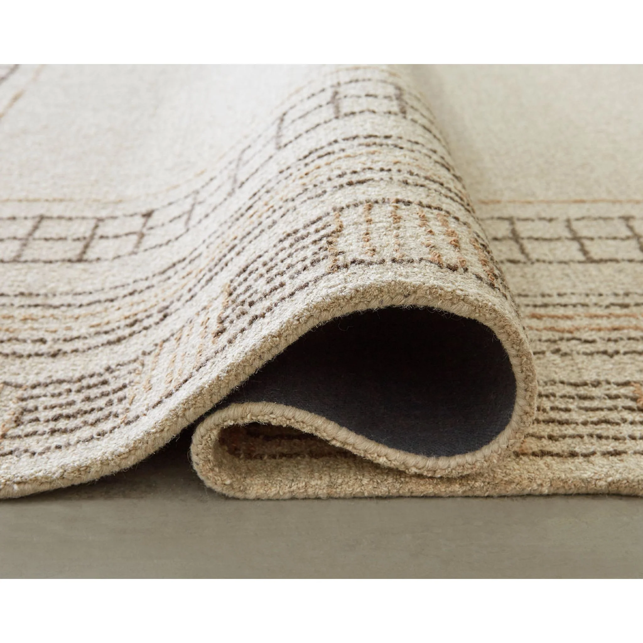 Idaman Area Rug - Image 5