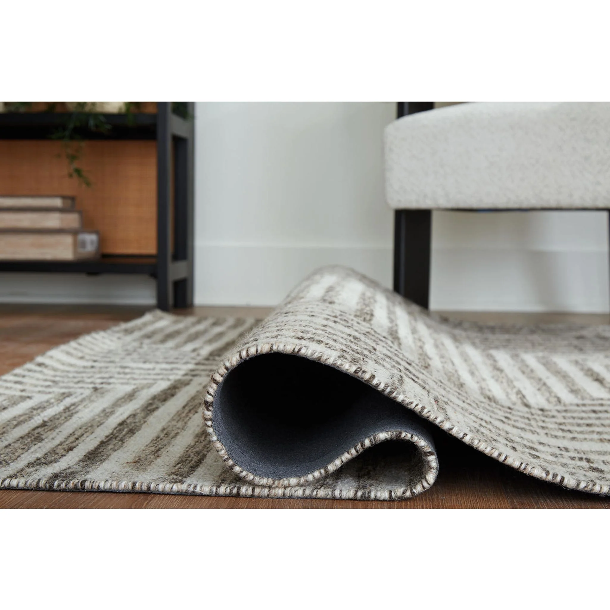 Jossen Area Rug - Image 4