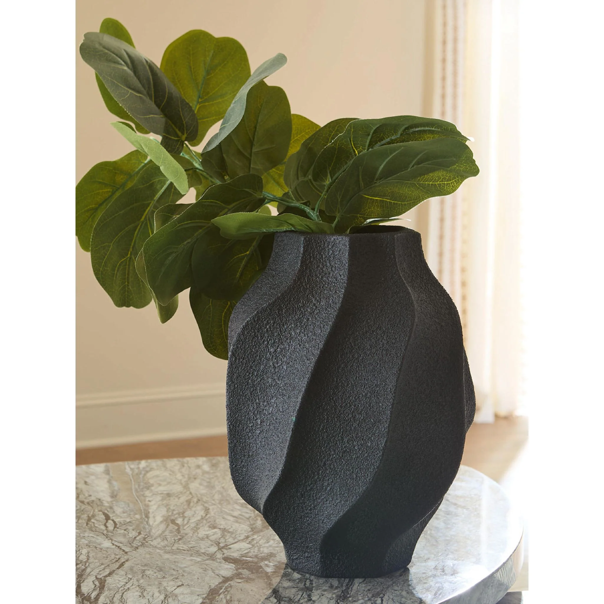 Judworth Vase - Image 2