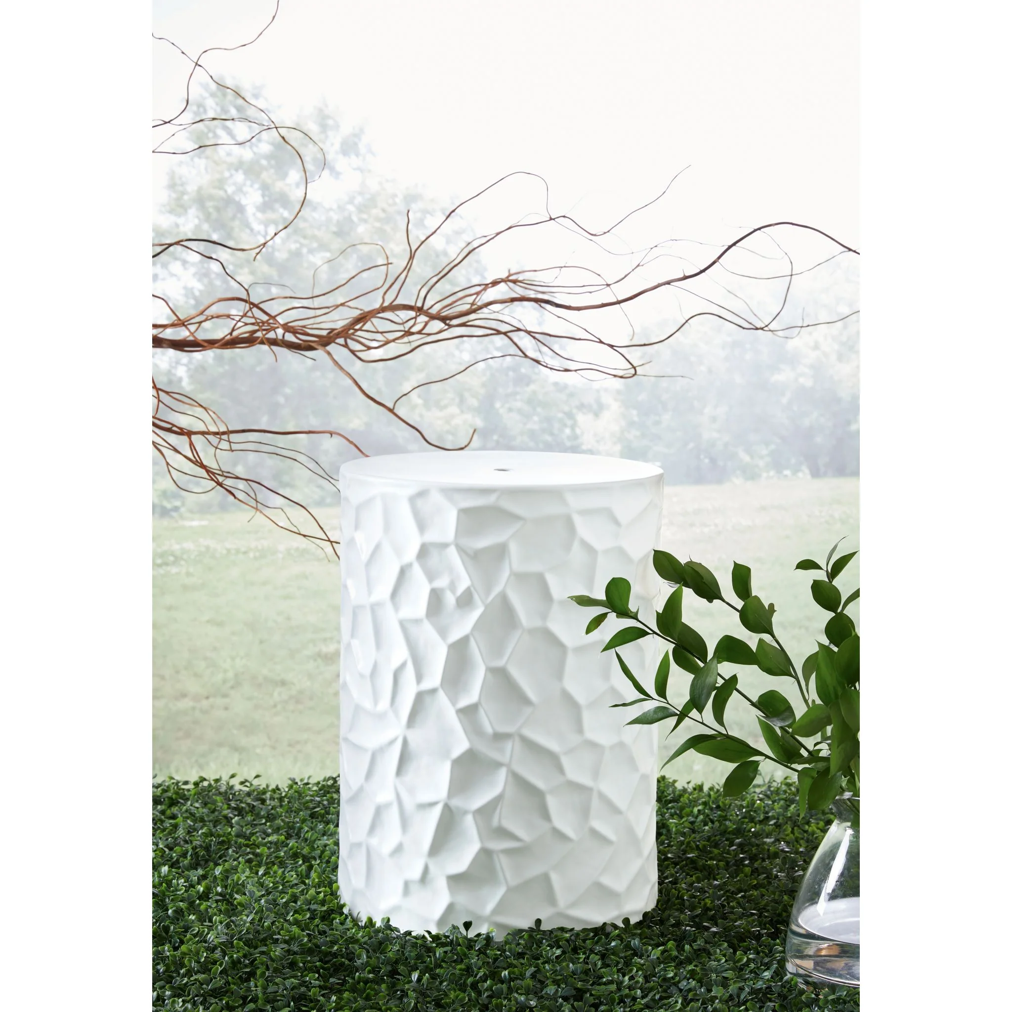 Jungrove Stool - White - Image 2