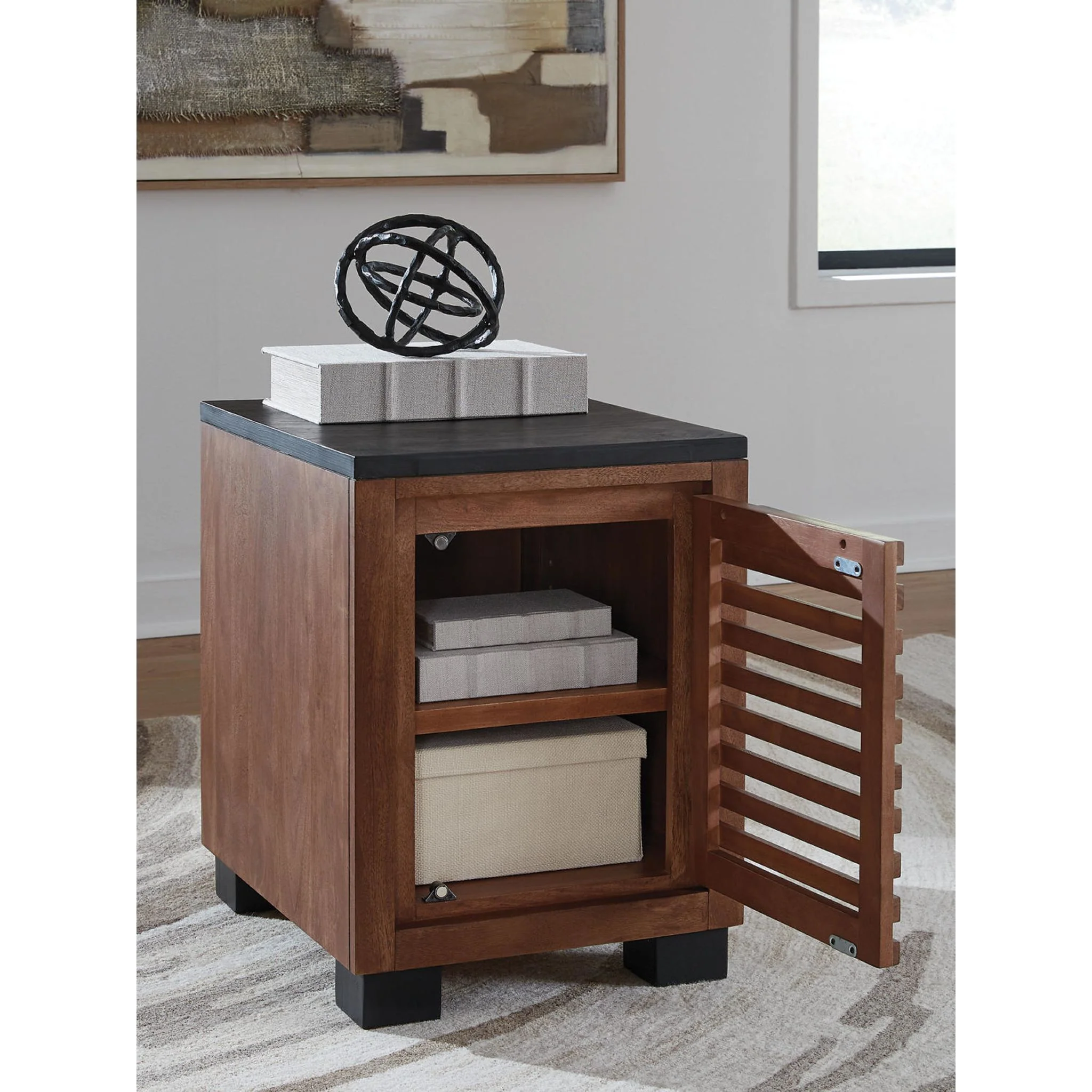 Kallari Chairside End Table - Warm Brown/Black - Image 6