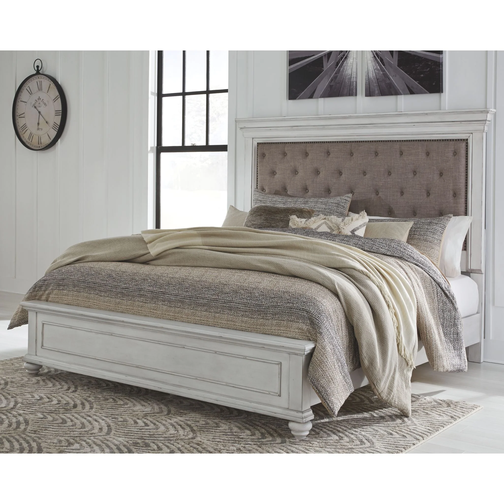 Kanwyn Panel Bed - Whitewash - Image 31