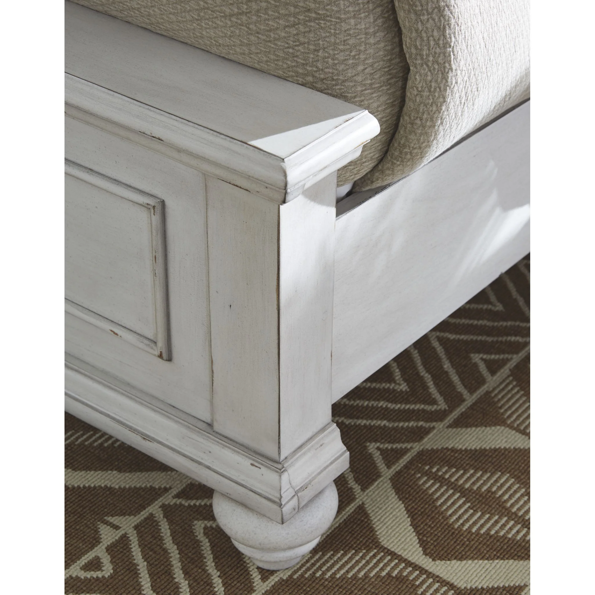 Kanwyn Panel Bed - Whitewash - Image 4