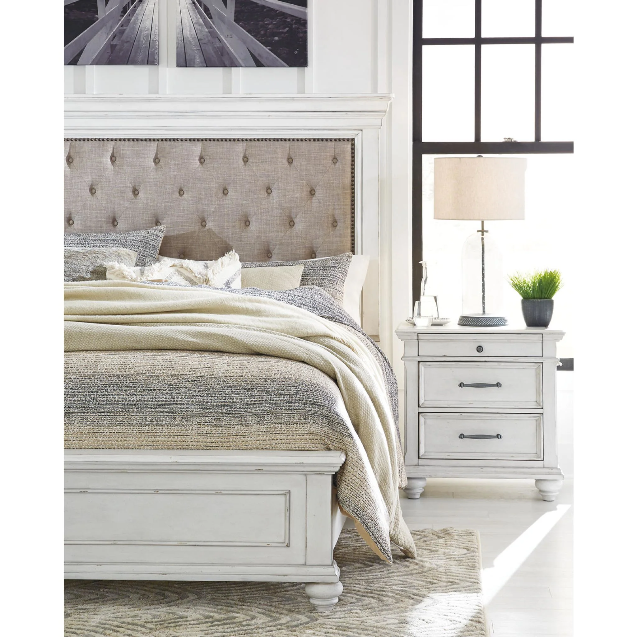 Kanwyn Panel Bed - Whitewash - Image 53