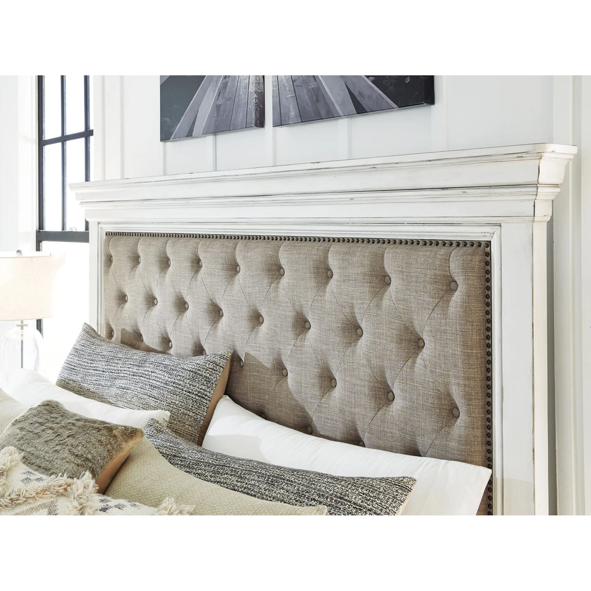 Kanwyn Panel Bed - Whitewash - Image 57