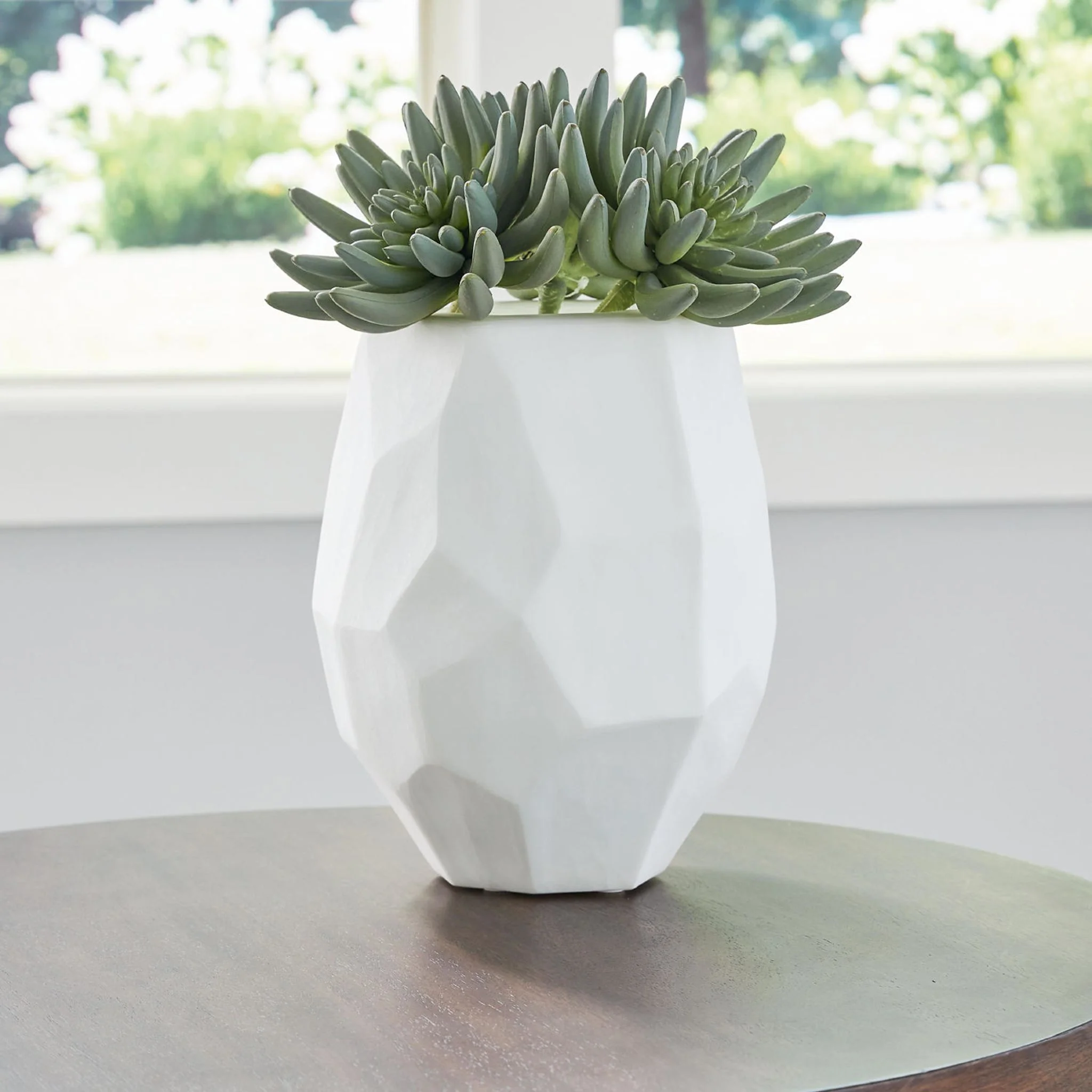 Karenton Vase - Image 2