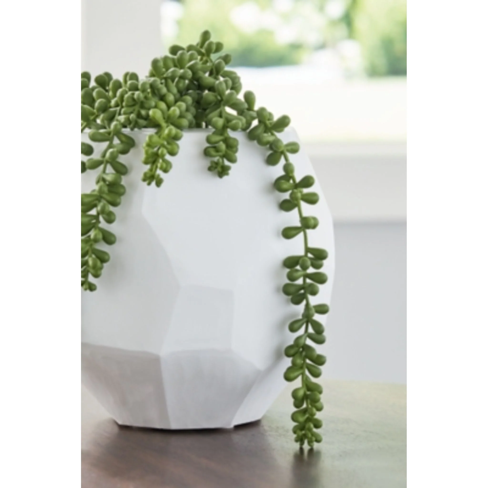 Karenton Vase - Image 2