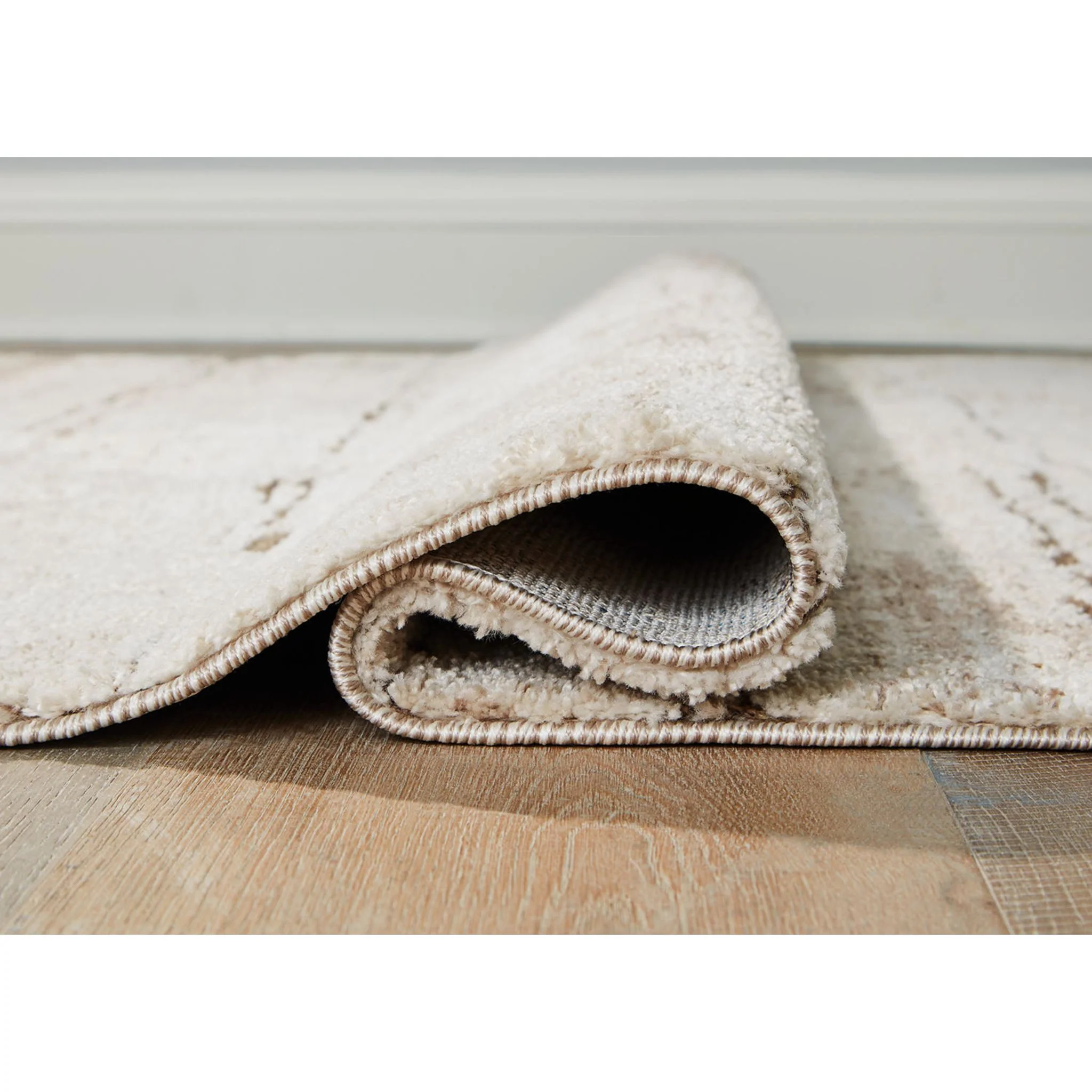 Kasney Area Rug - Image 7