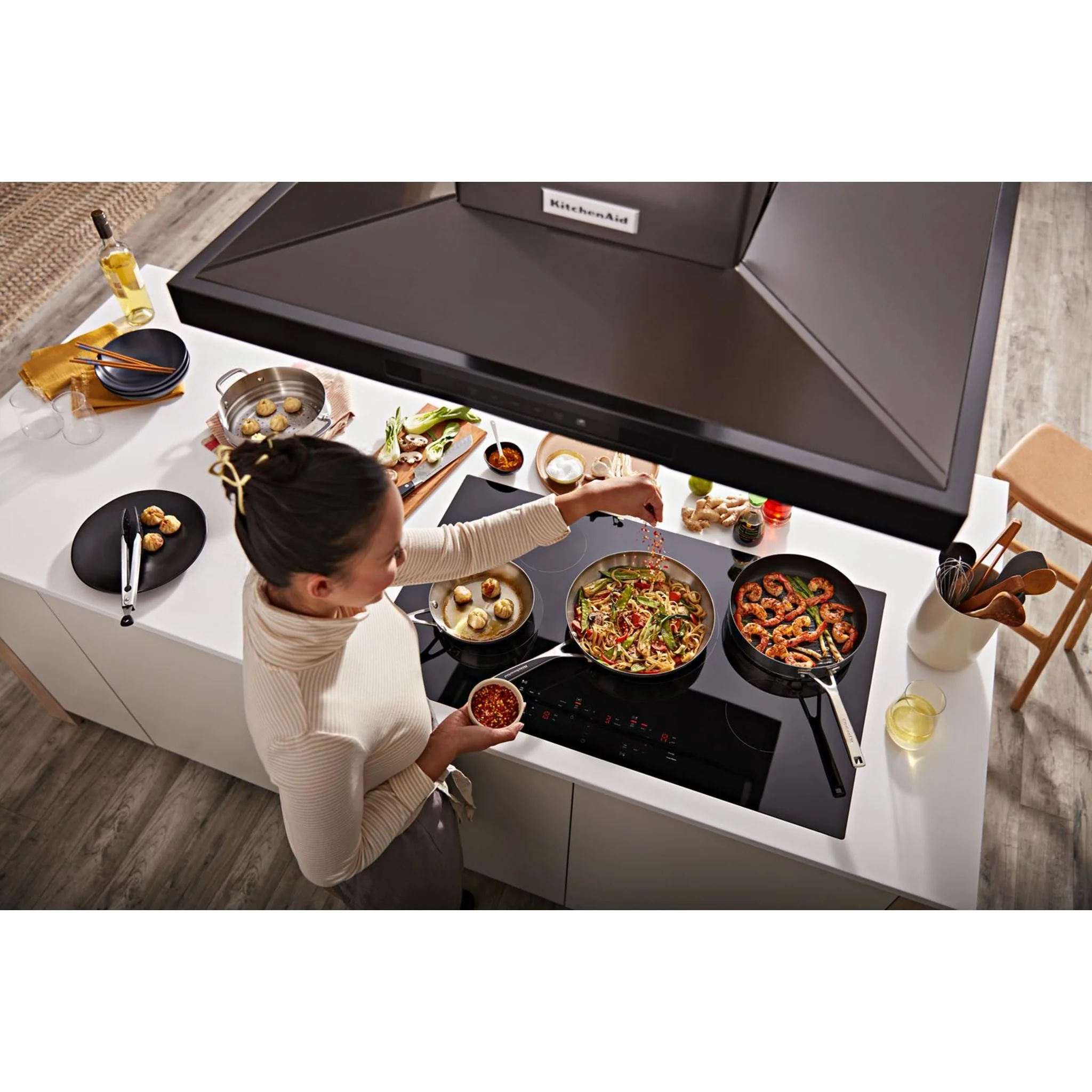 KitchenAid 36-Inch 5-Element Sensor Induction Cooktop -Black (KCIG556JBL) - Image 13