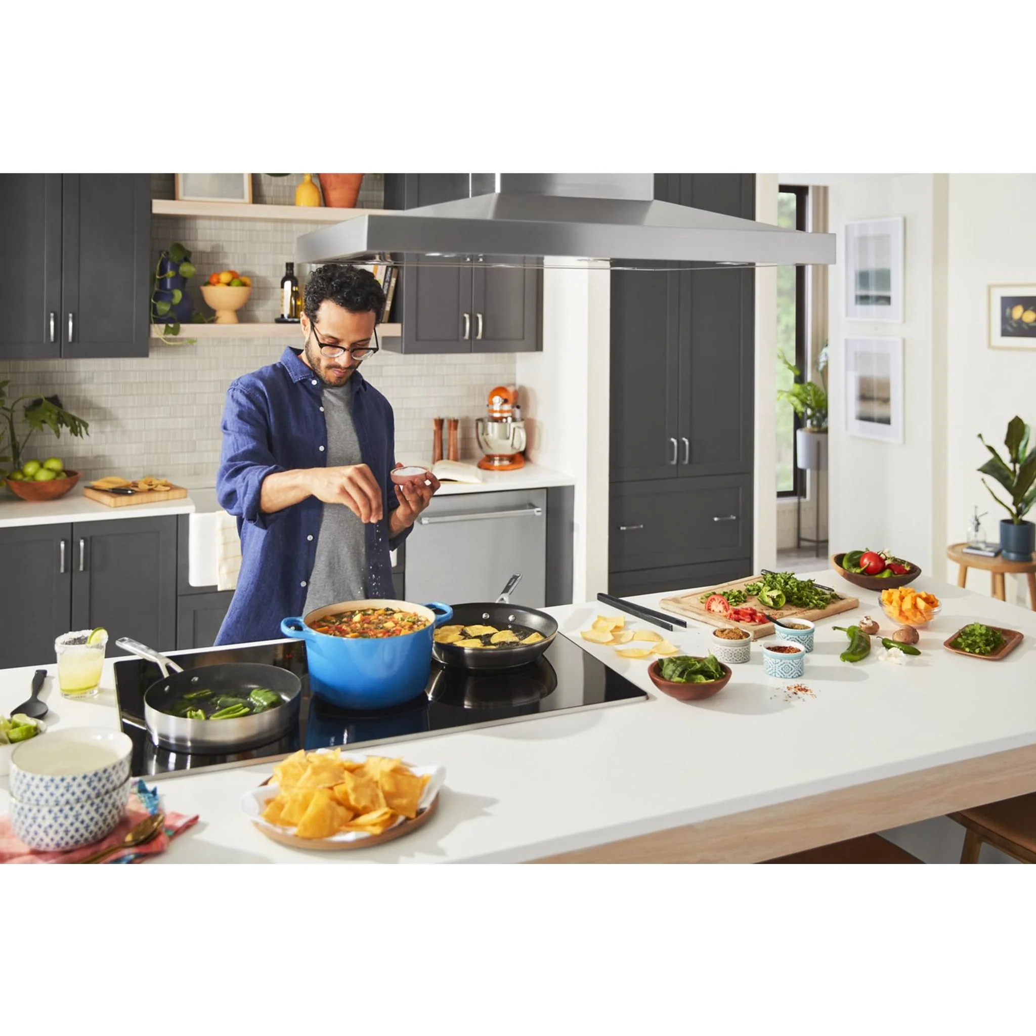 KitchenAid 36-Inch 5-Element Sensor Induction Cooktop -Stainless Steel (KCIG556JSS) - Image 15
