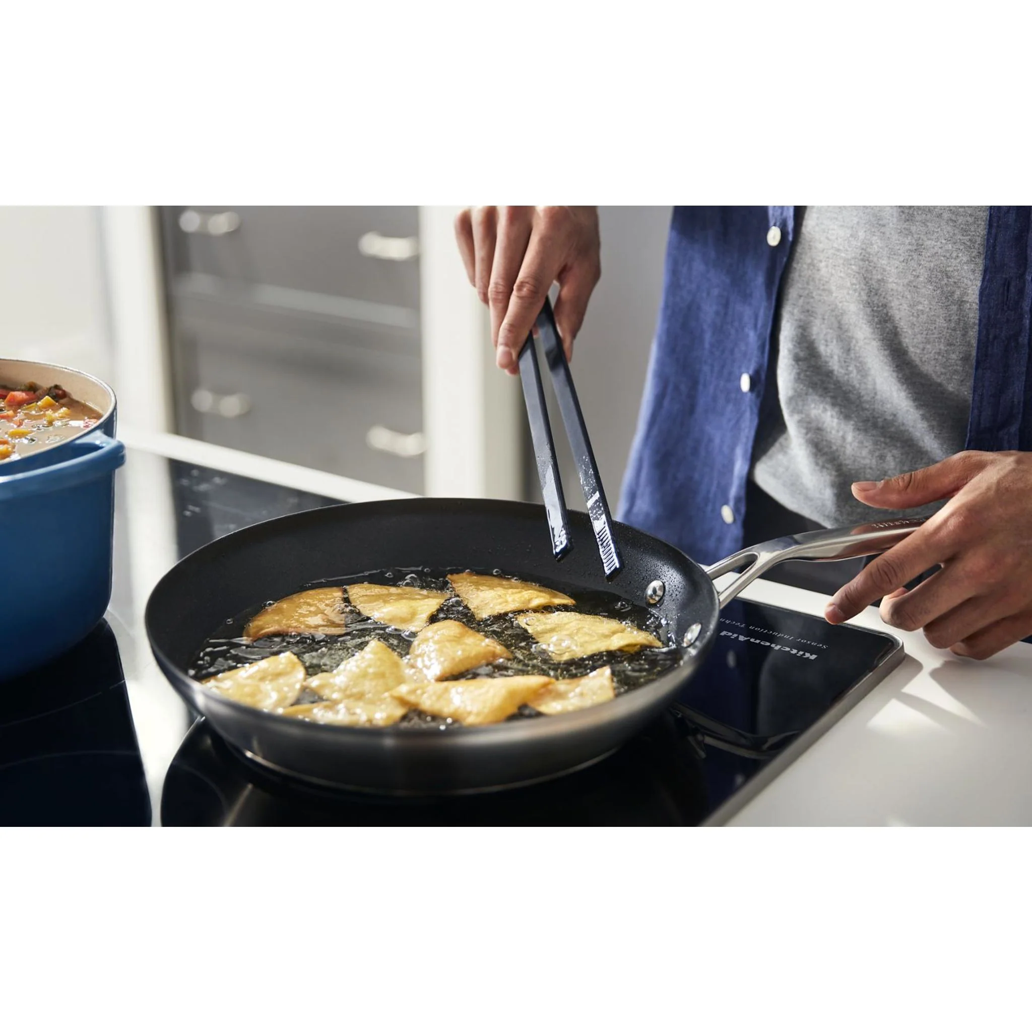 KitchenAid 36-Inch 5-Element Sensor Induction Cooktop -Stainless Steel (KCIG556JSS) - Image 7