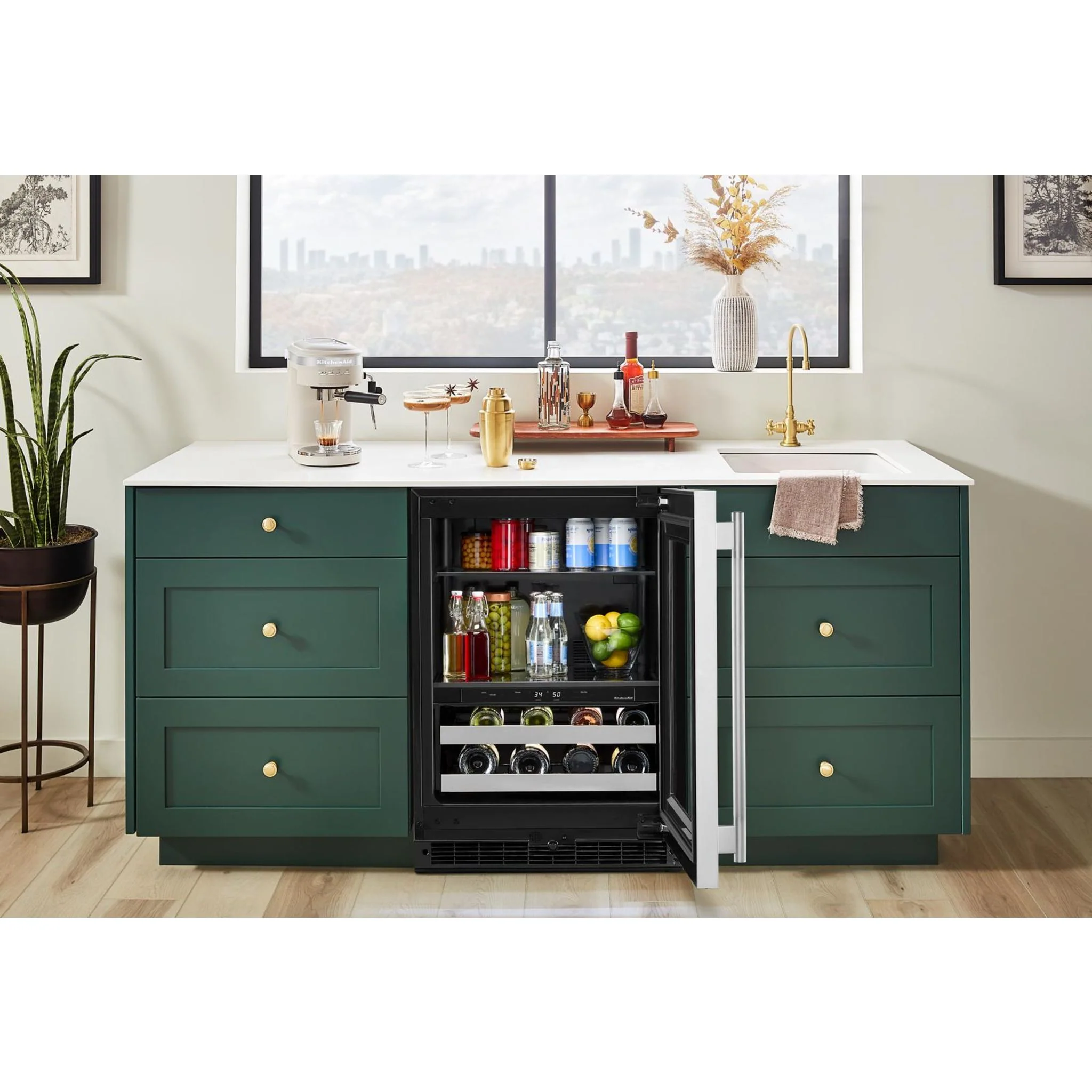 KitchenAid 24" Beverage Center with Glass Door and Metal-Front Racks - Black Cabinet/Stainless Doors (KUBR524SSB) - Image 9