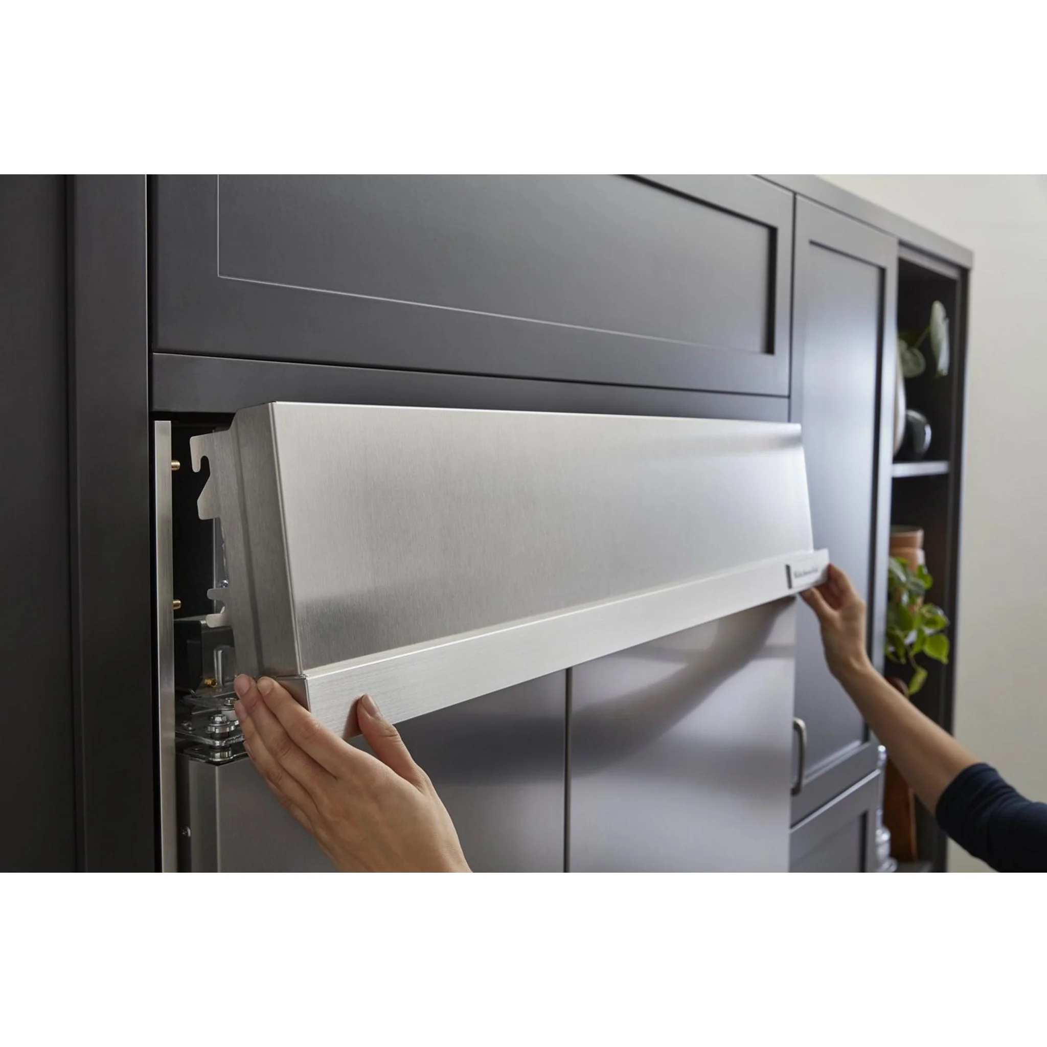 KitchenAid 30 cu.ft. 48" Built-In Side-by-Side Refrigerator with PrintShield Finish - Stainless Steel with PrintShield™ Finish (KBSN708MPS) - Image 15