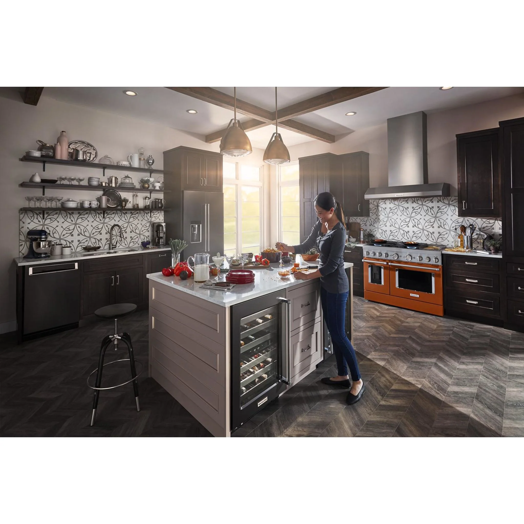 KitchenAid 23.8 cu. ft. 36" Counter-Depth French Door Platinum Interior Refrigerator with PrintShieldFinish -Black Stainless (KRFC704FBS) - Image 7