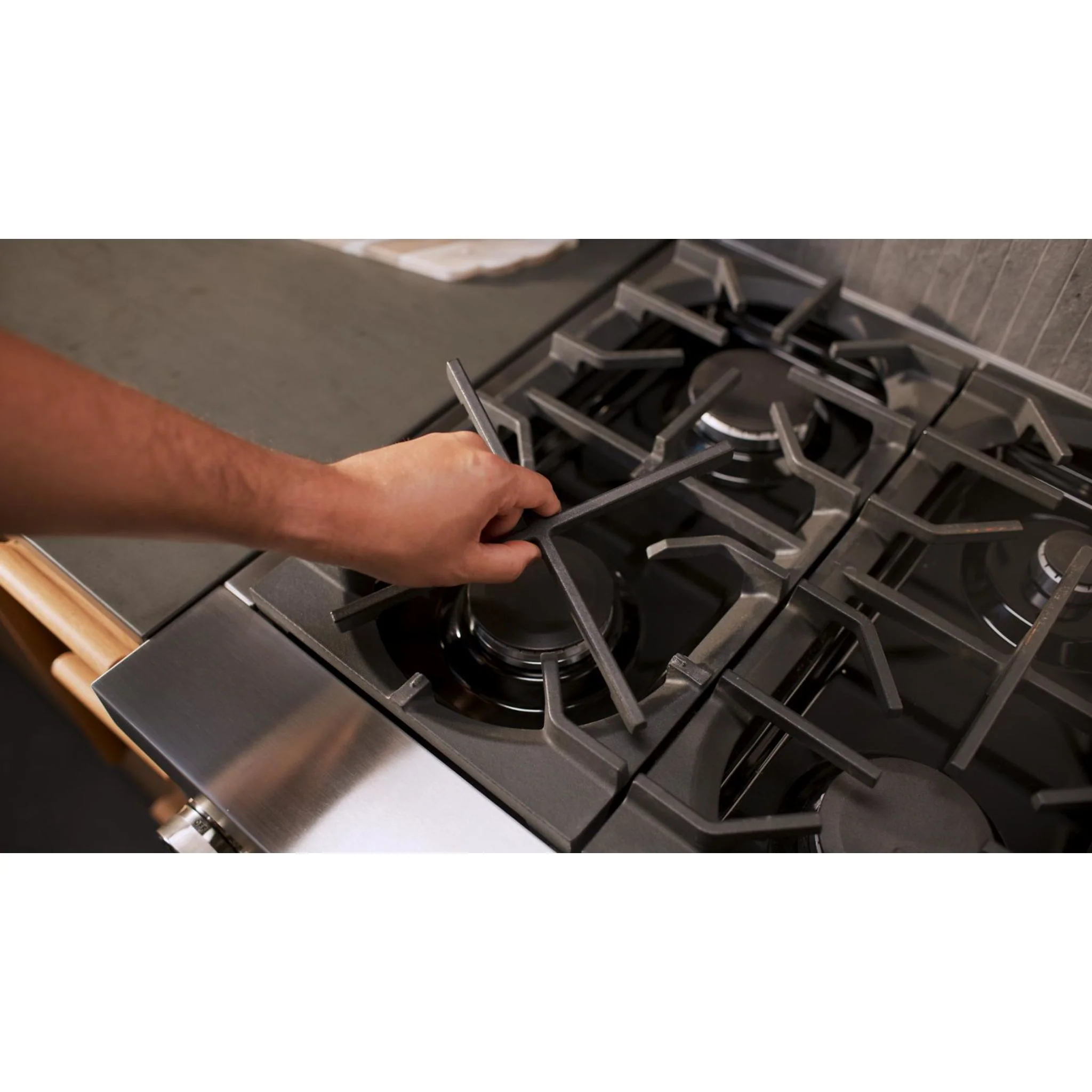 KitchenAid 36-Inch 6 Burner Commercial-Style Gas Range with No Preheat Air Fry Mode -Stainless Steel (KFGS936SSS) - Image 7