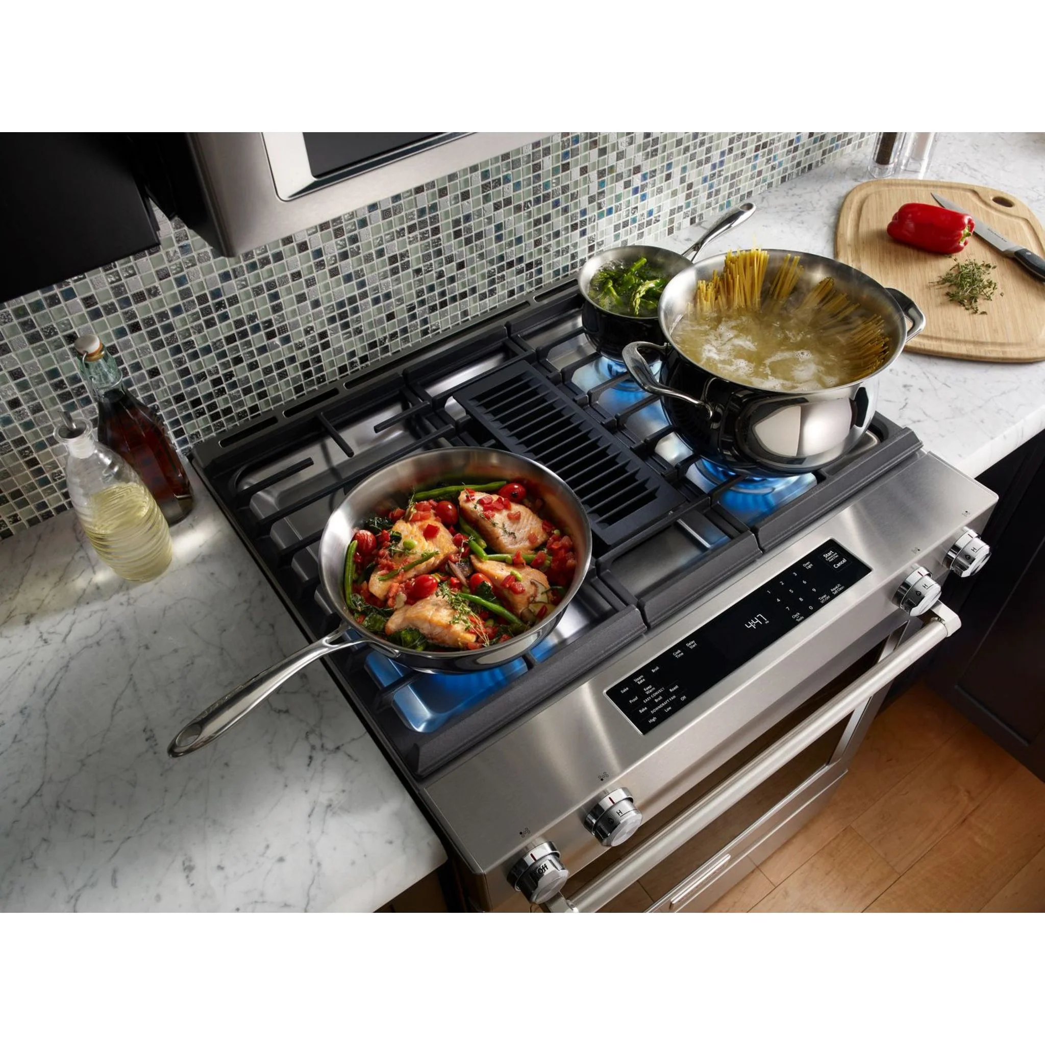 KitchenAid 30-Inch 4-Burner Dual Fuel Downdraft Front Control Range -Stainless Steel (KSDG950ESS) - Image 17