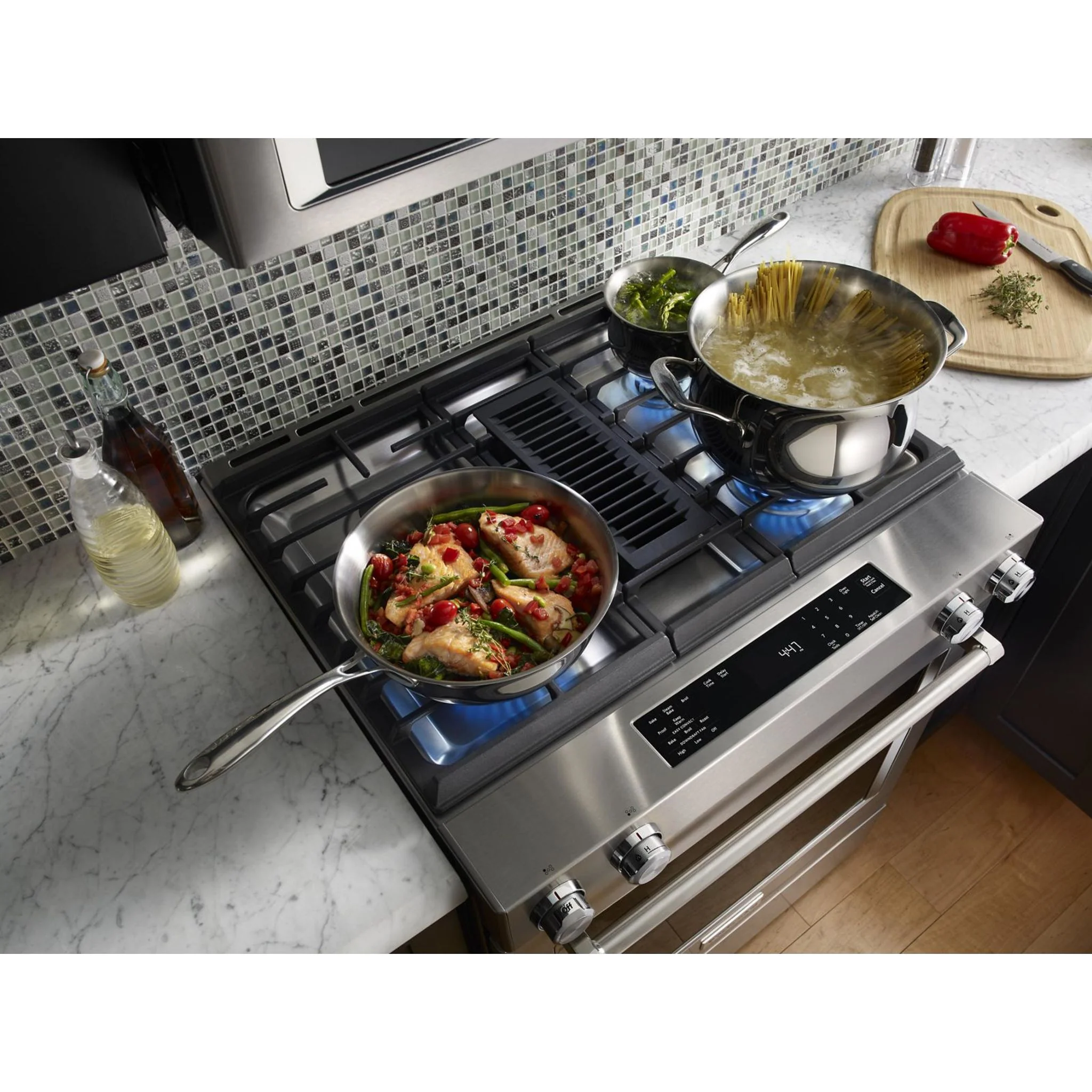 KitchenAid 30-Inch 4-Burner Dual Fuel Downdraft Front Control Range -Stainless Steel (KSDG950ESS) - Image 25