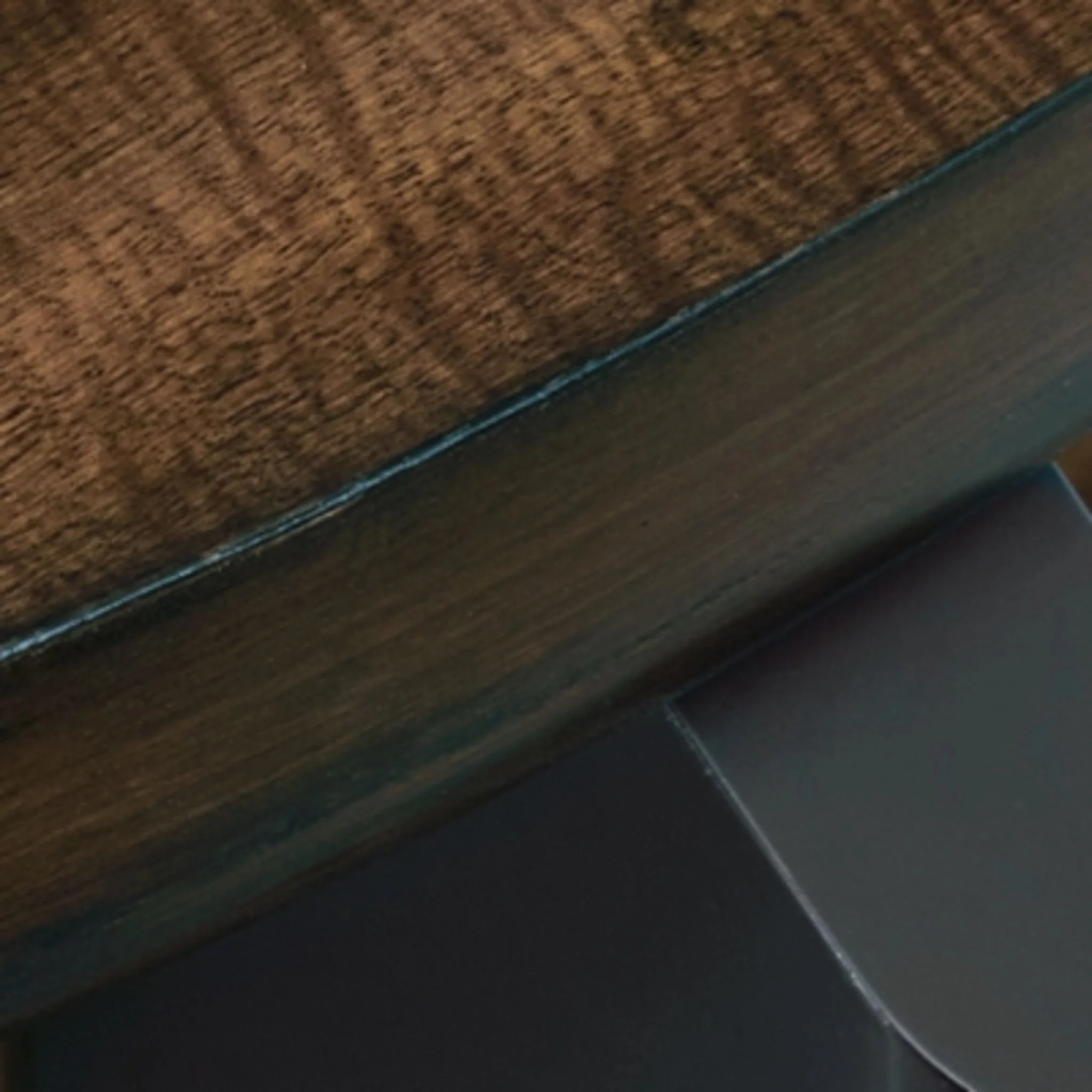 Kraeburn Coffee Table - Brown/Black - Image 9