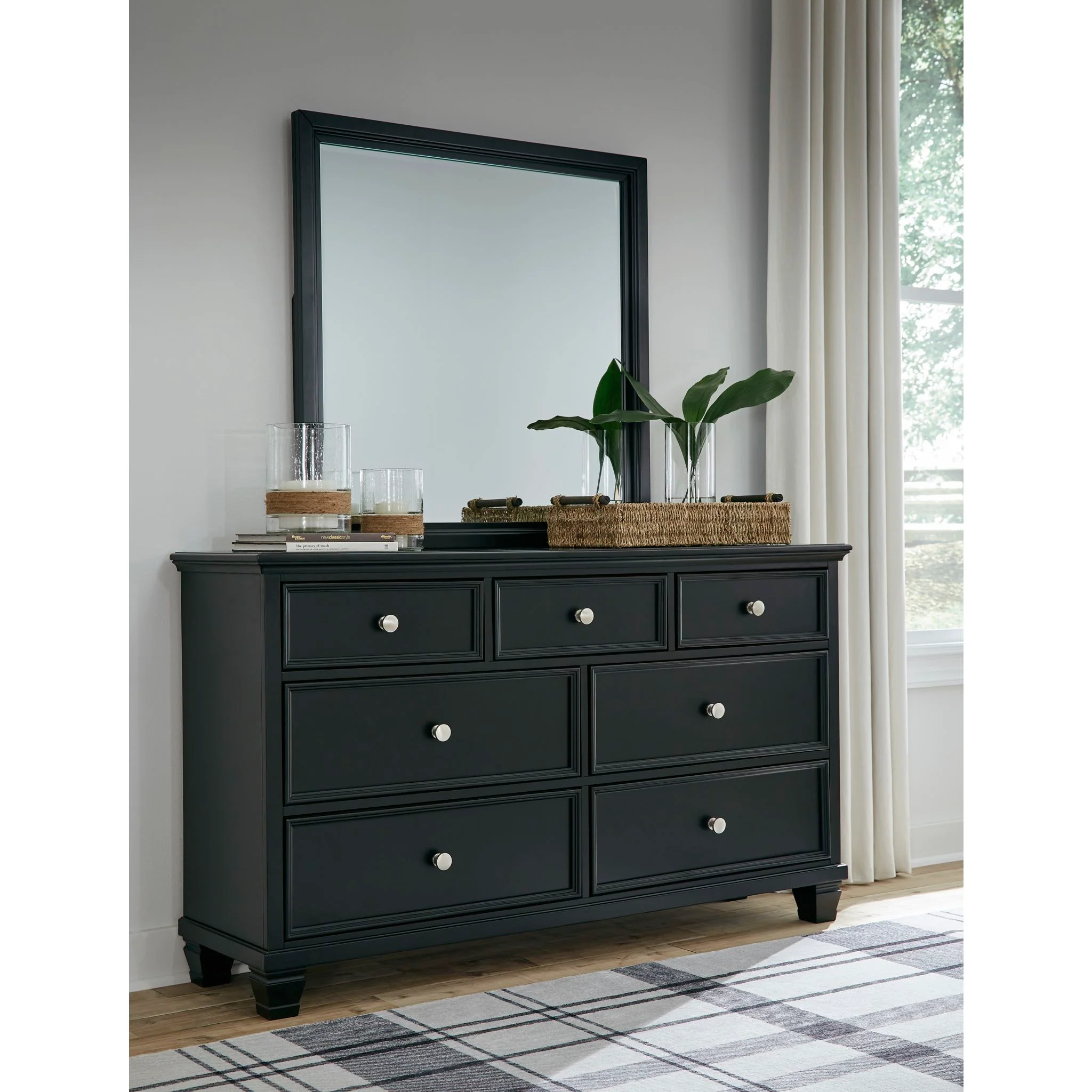 Lanolee 6 Piece Panel Bedroom - Black - Image 7