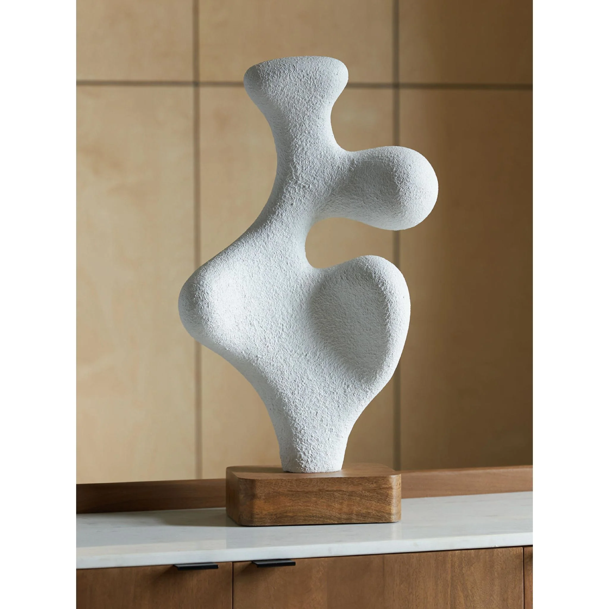 Lavarsen Sculpture - Image 2