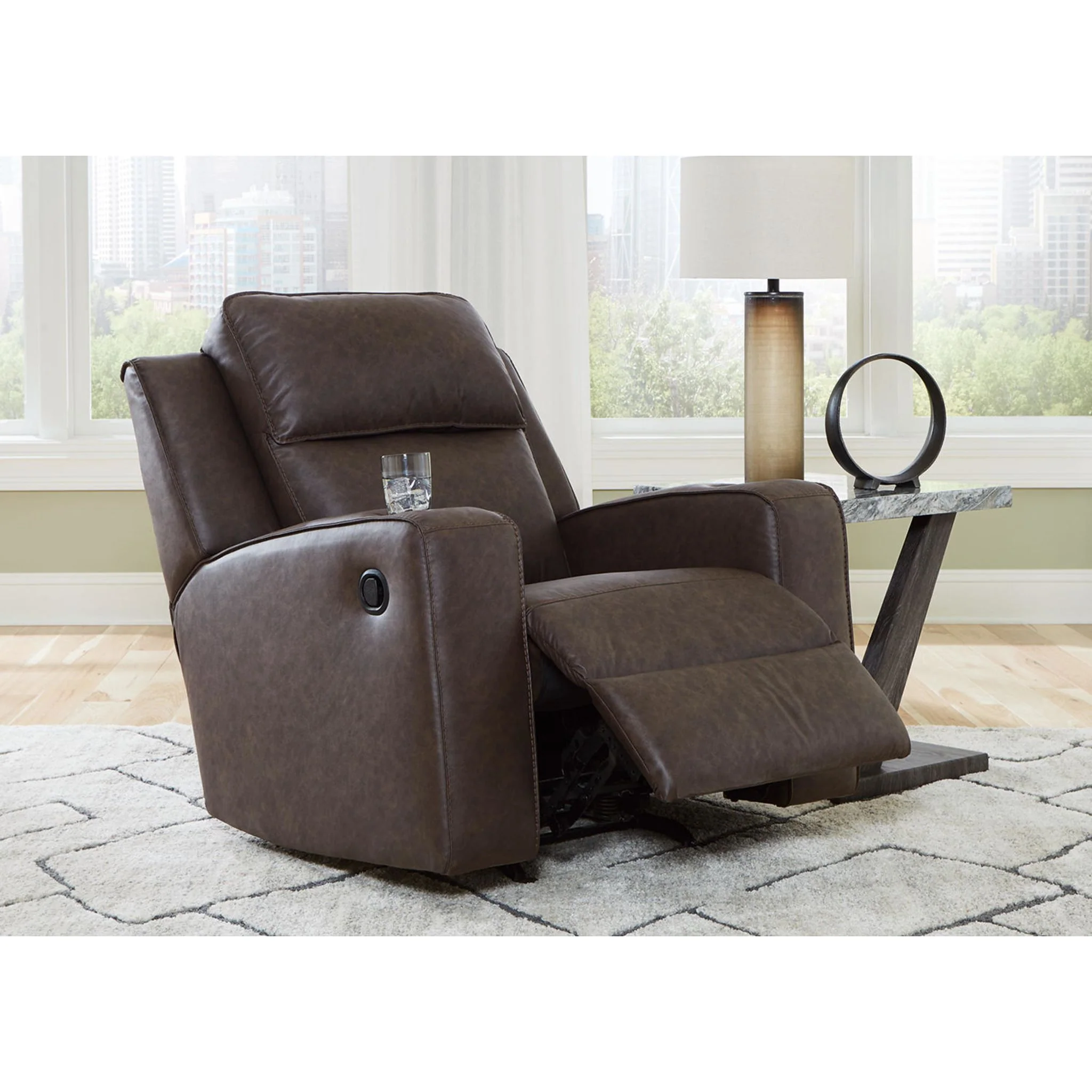 Lavenhorne Rocker Recliner - Image 35