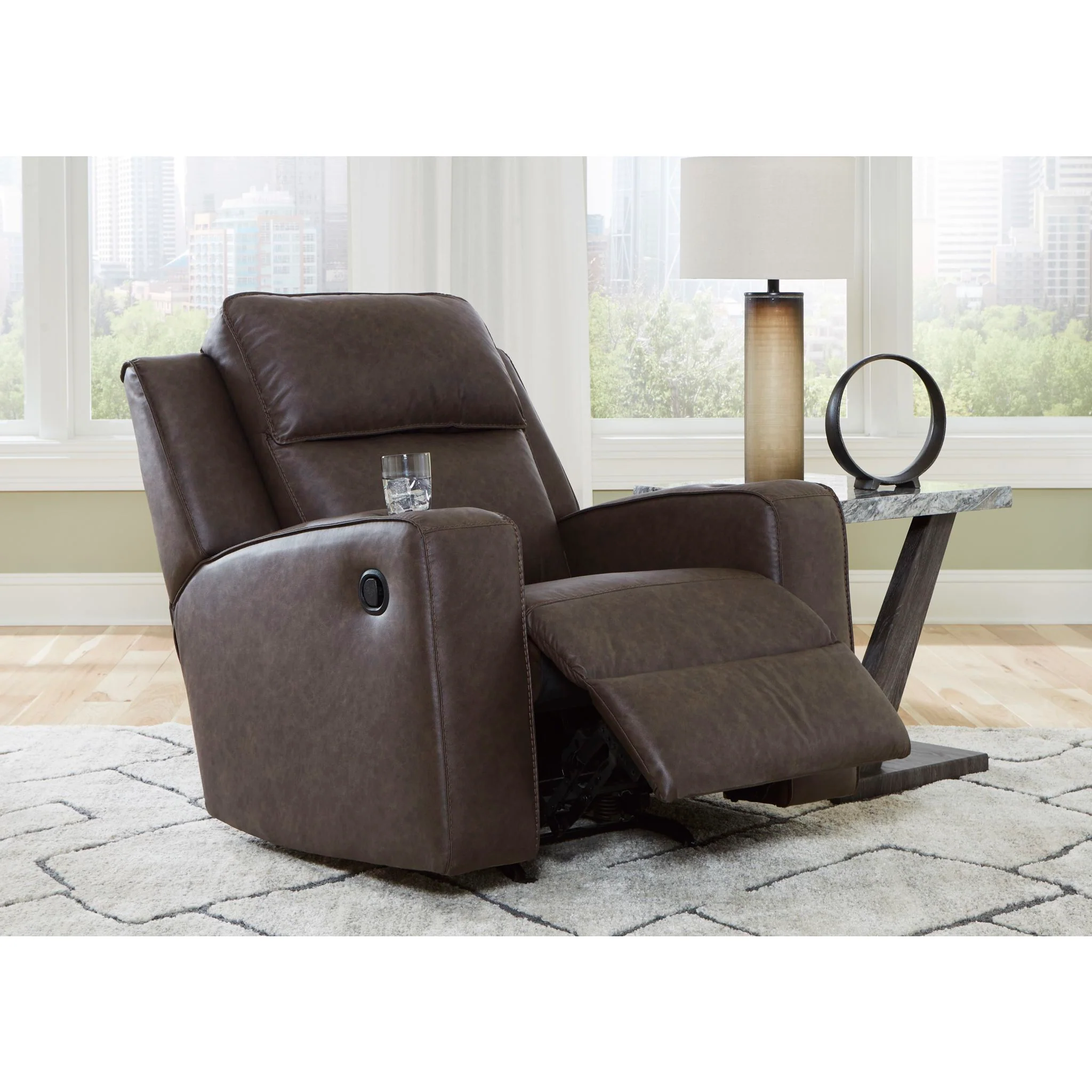 Lavenhorne Rocker Recliner - Image 4
