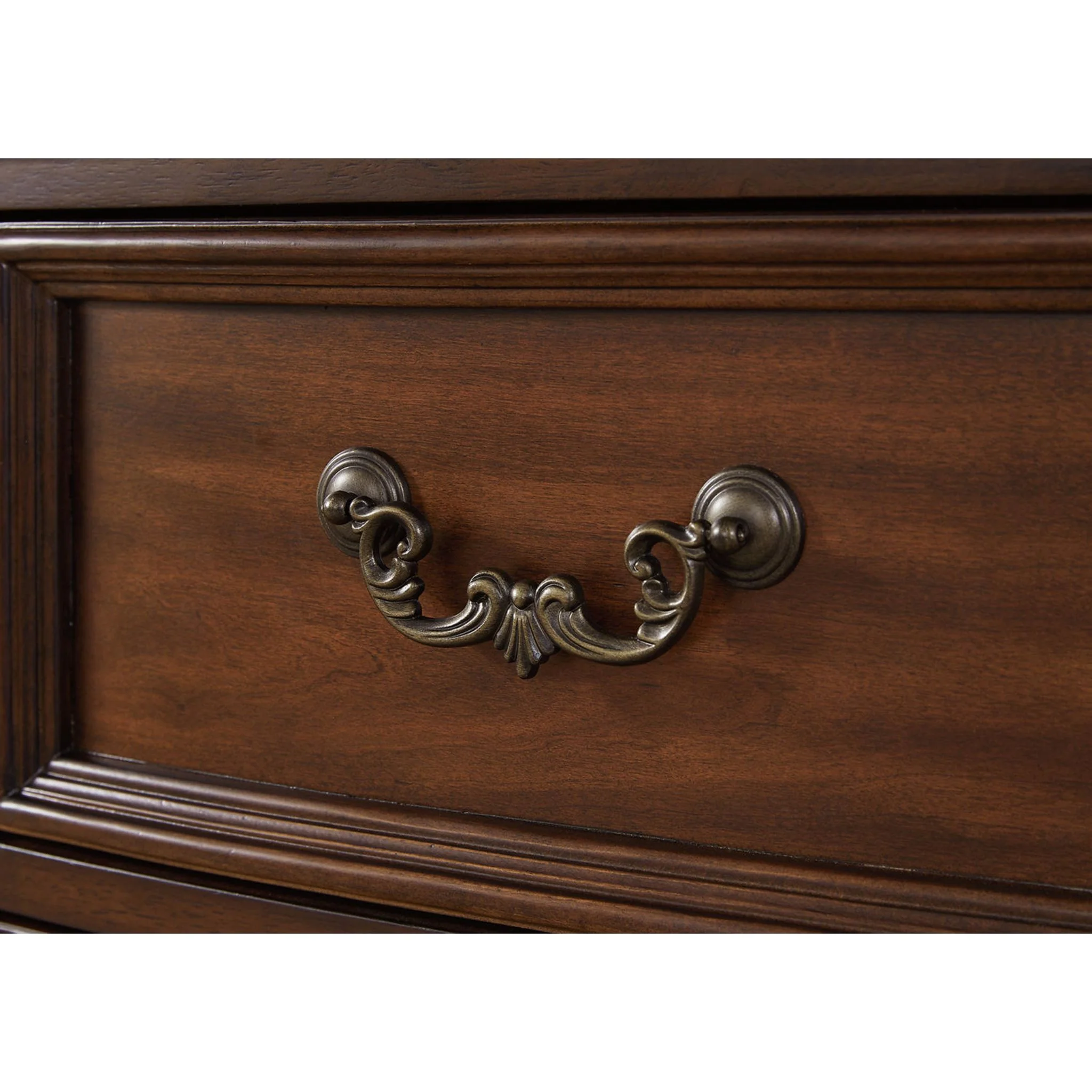 Lavinton 6 Piece Queen Poster Bedroom - Brown - Image 17