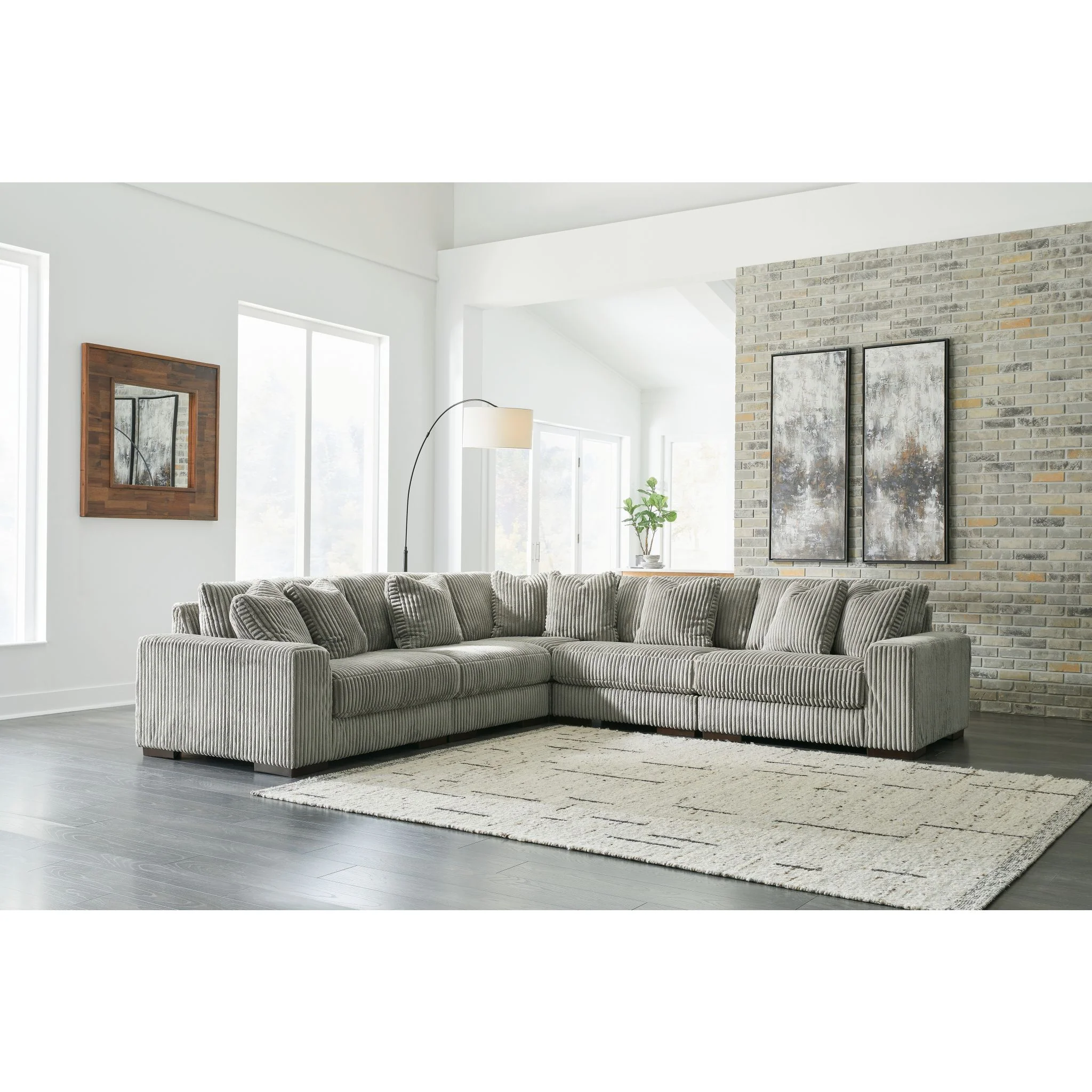 Lindyn 5 Piece Sectional - Image 2