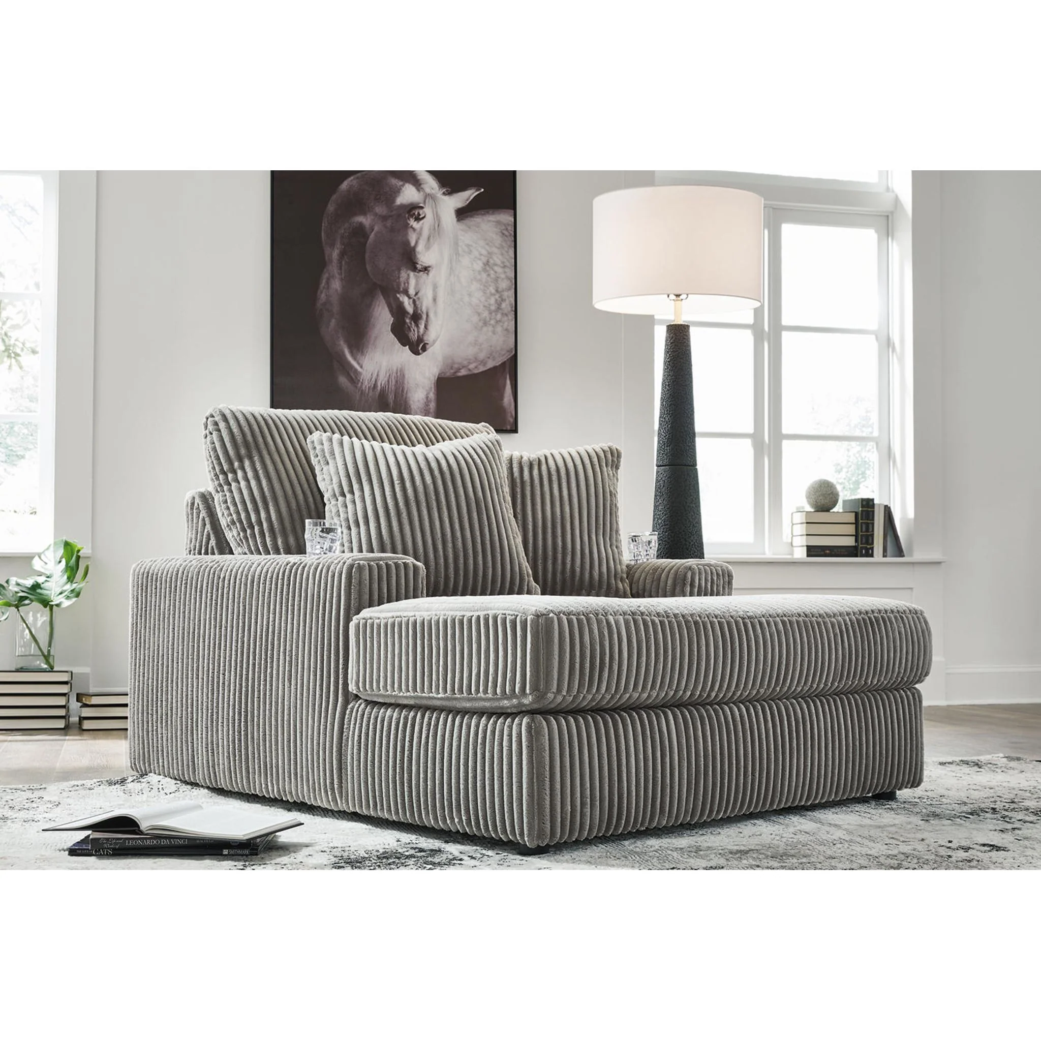 Lindyn Chaise - Image 13
