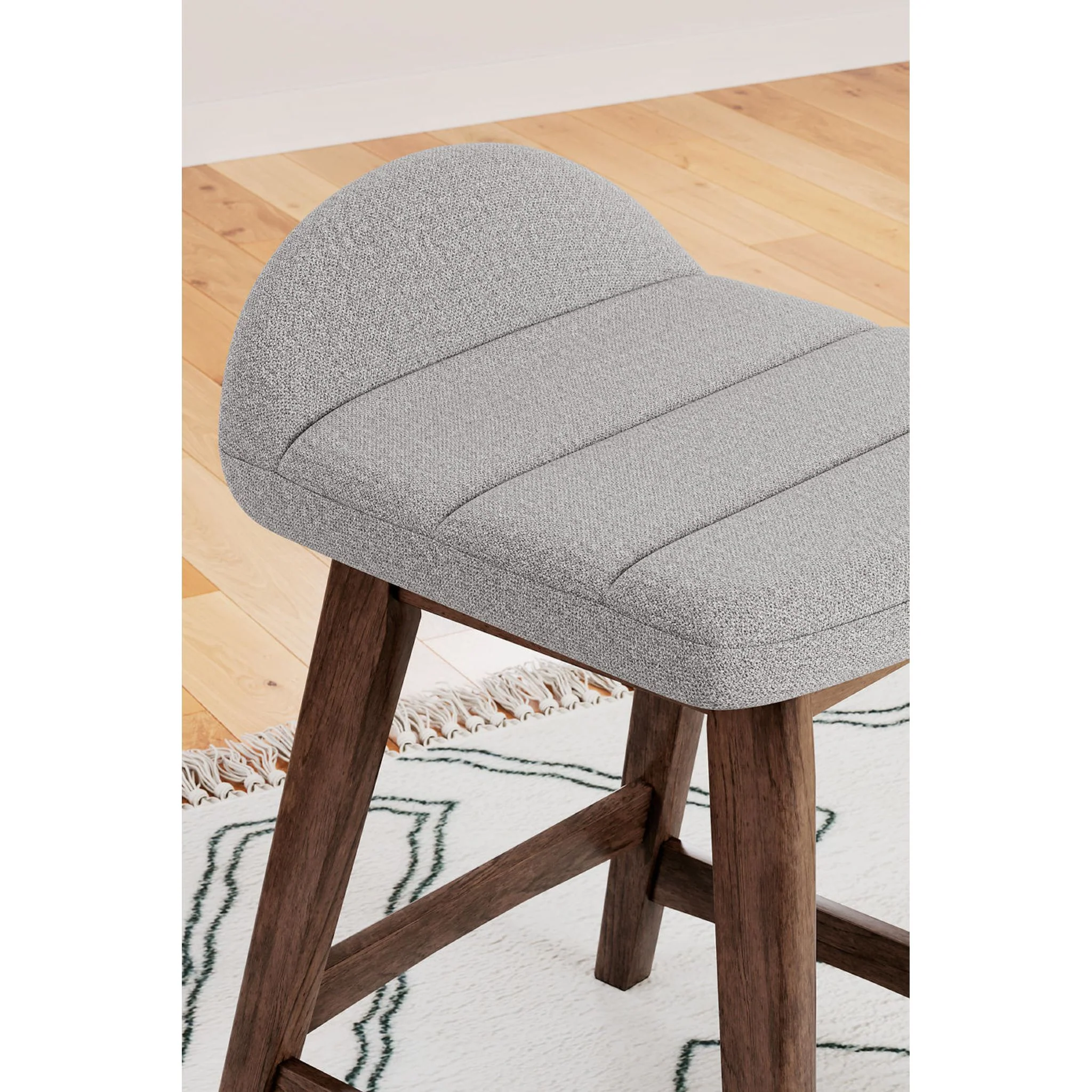 Lyncott Counter Height Stool - Image 86