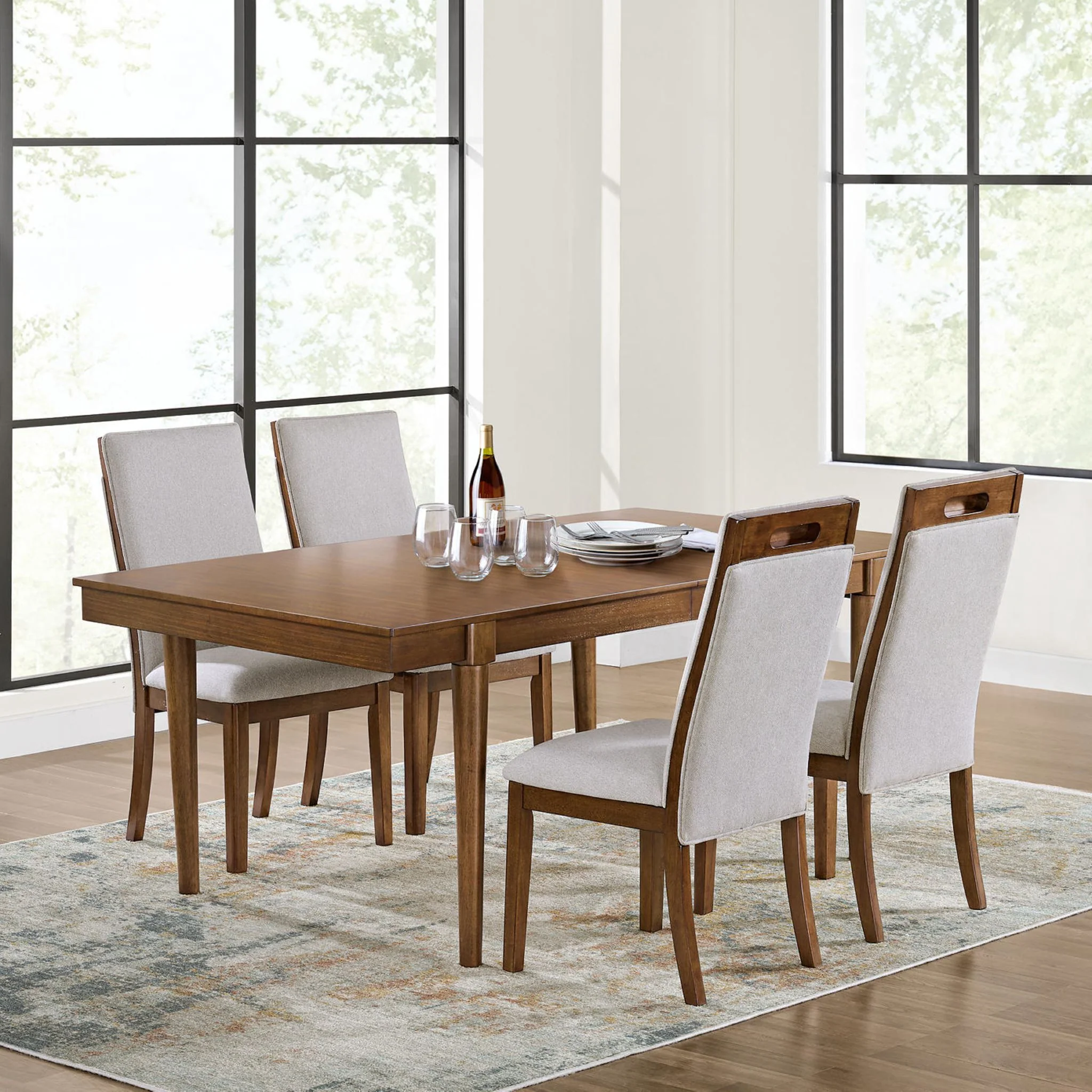 Lyncott Dining Set - Image 11