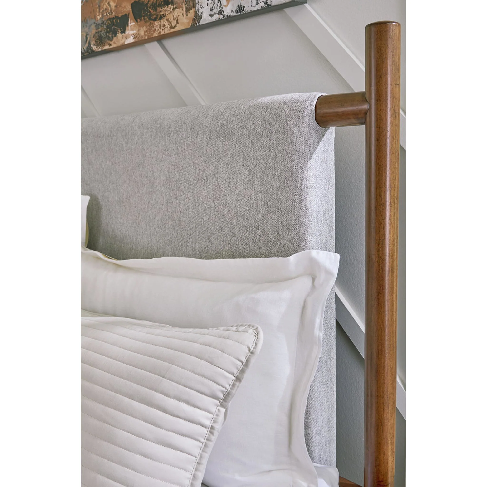 Lyncott Upholstered Bed - Light Gray/Brown - Image 31